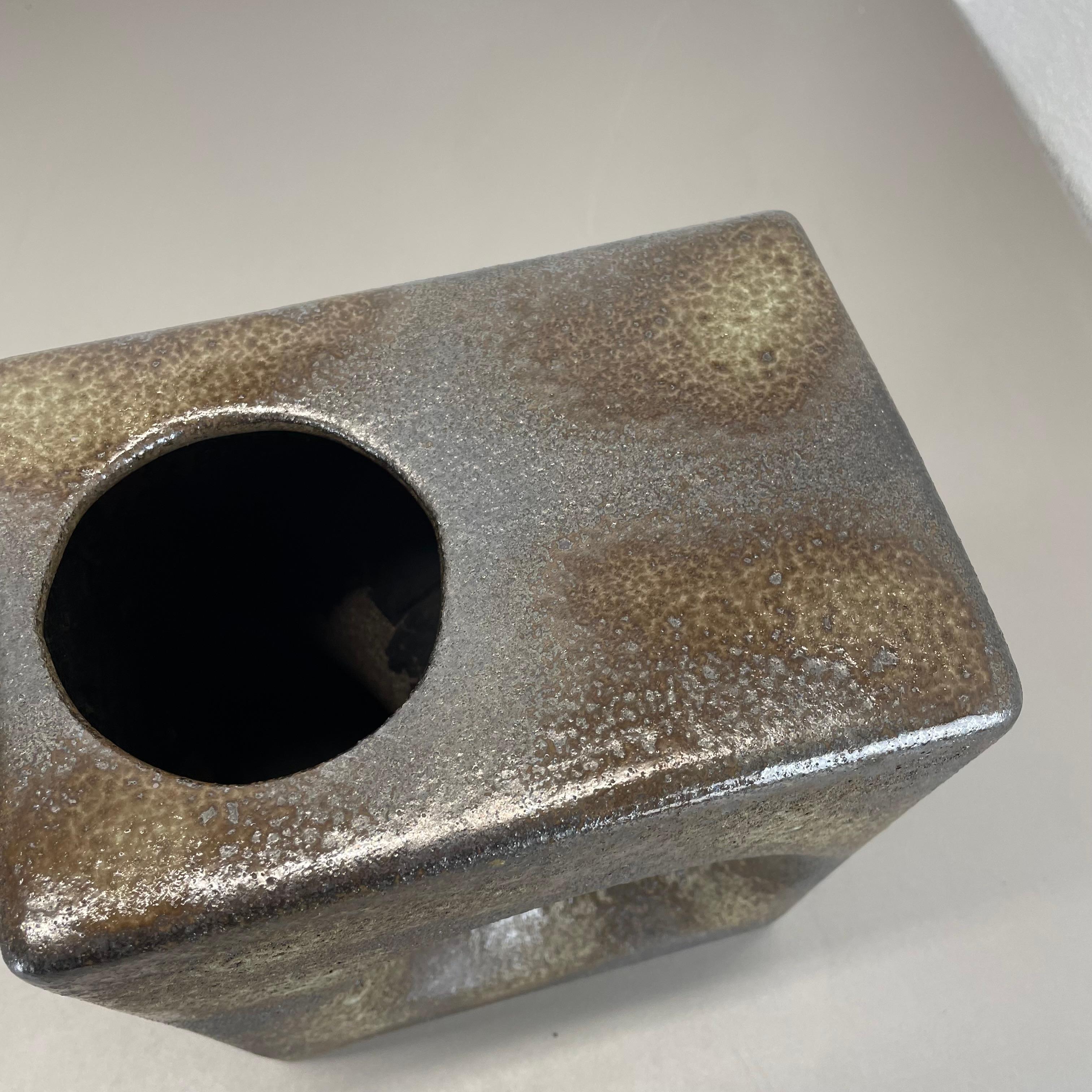 xxl 25cm Brutalist CUBIC 