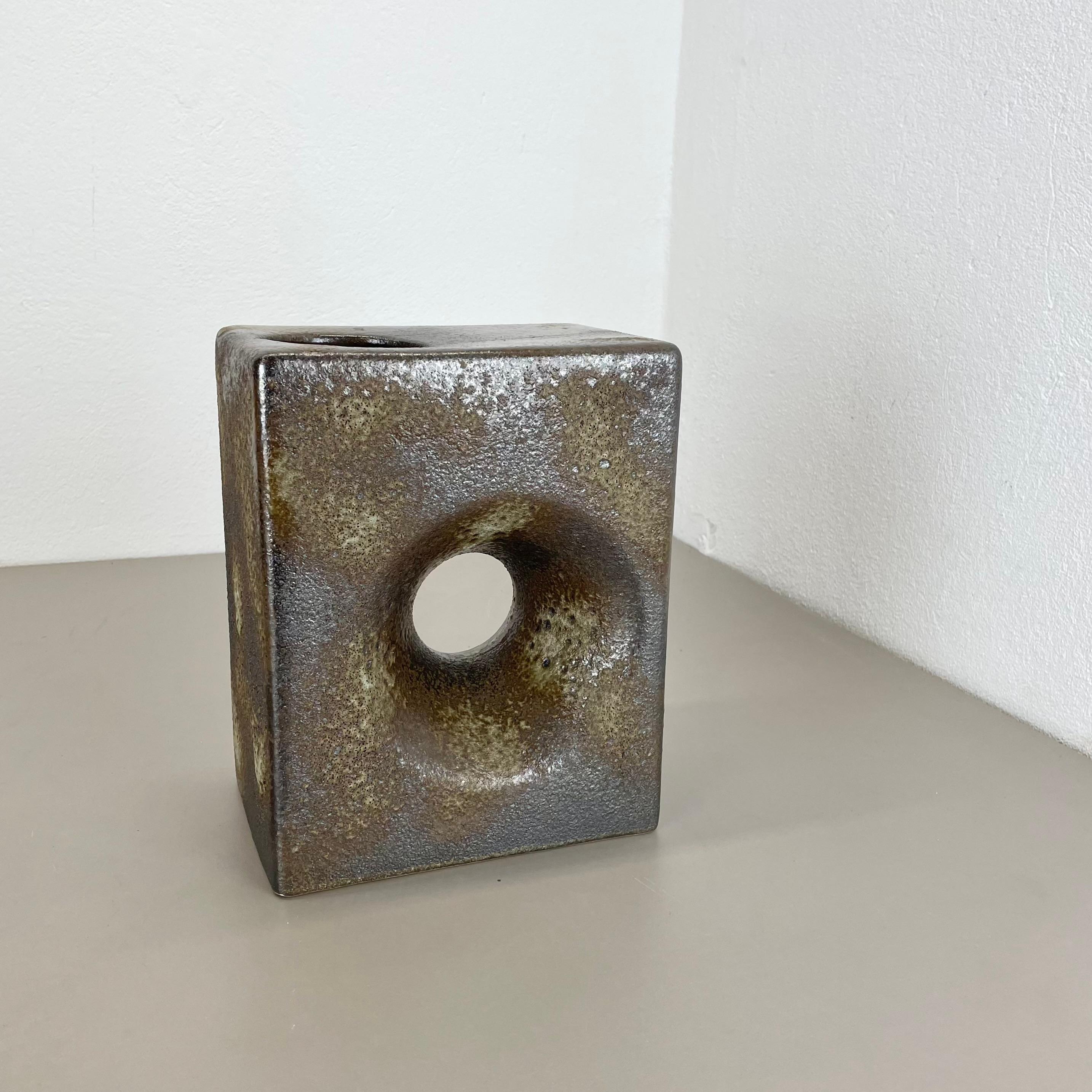 Dutch xxl 25cm Brutalist CUBIC 