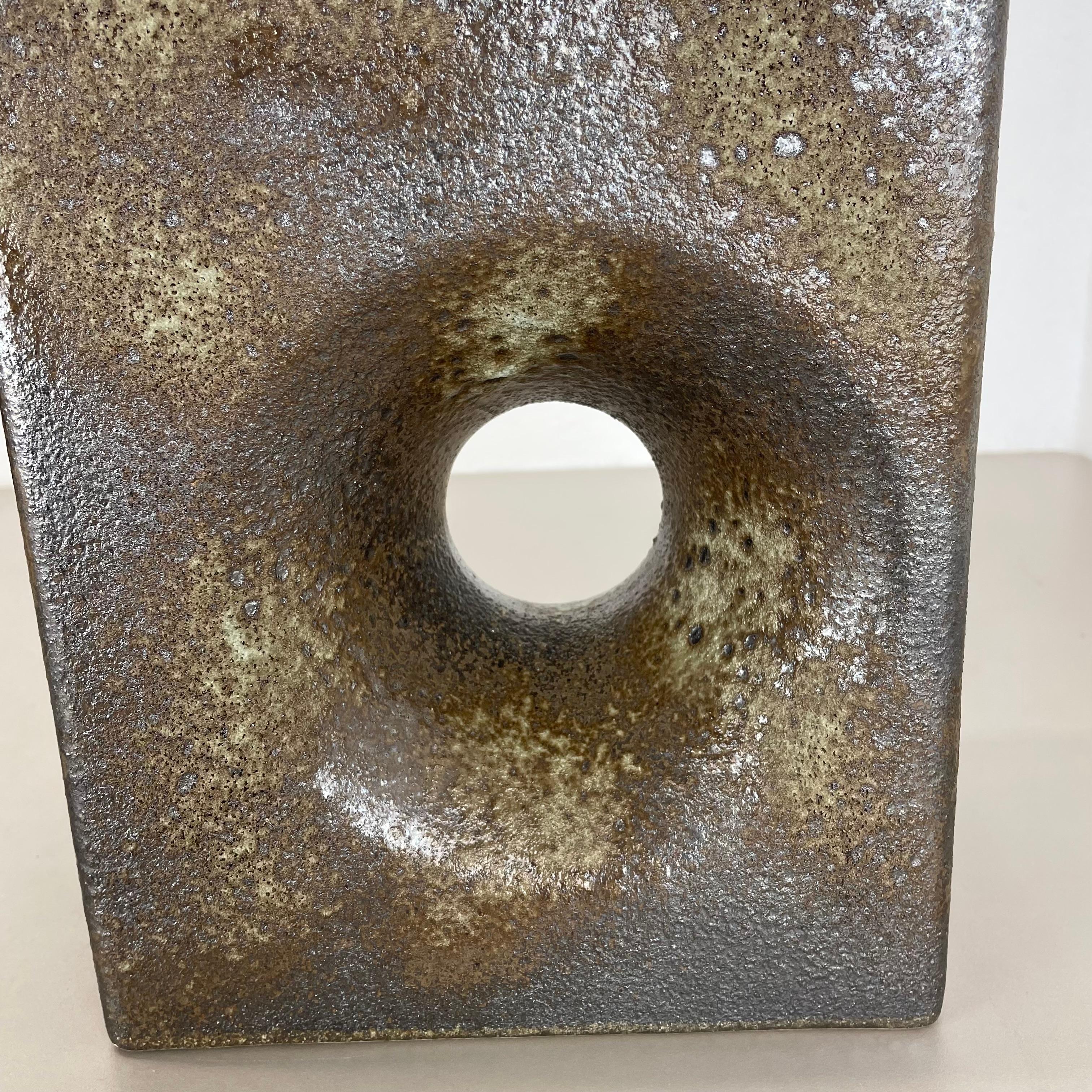 xxl 25cm Brutalist CUBIC 
