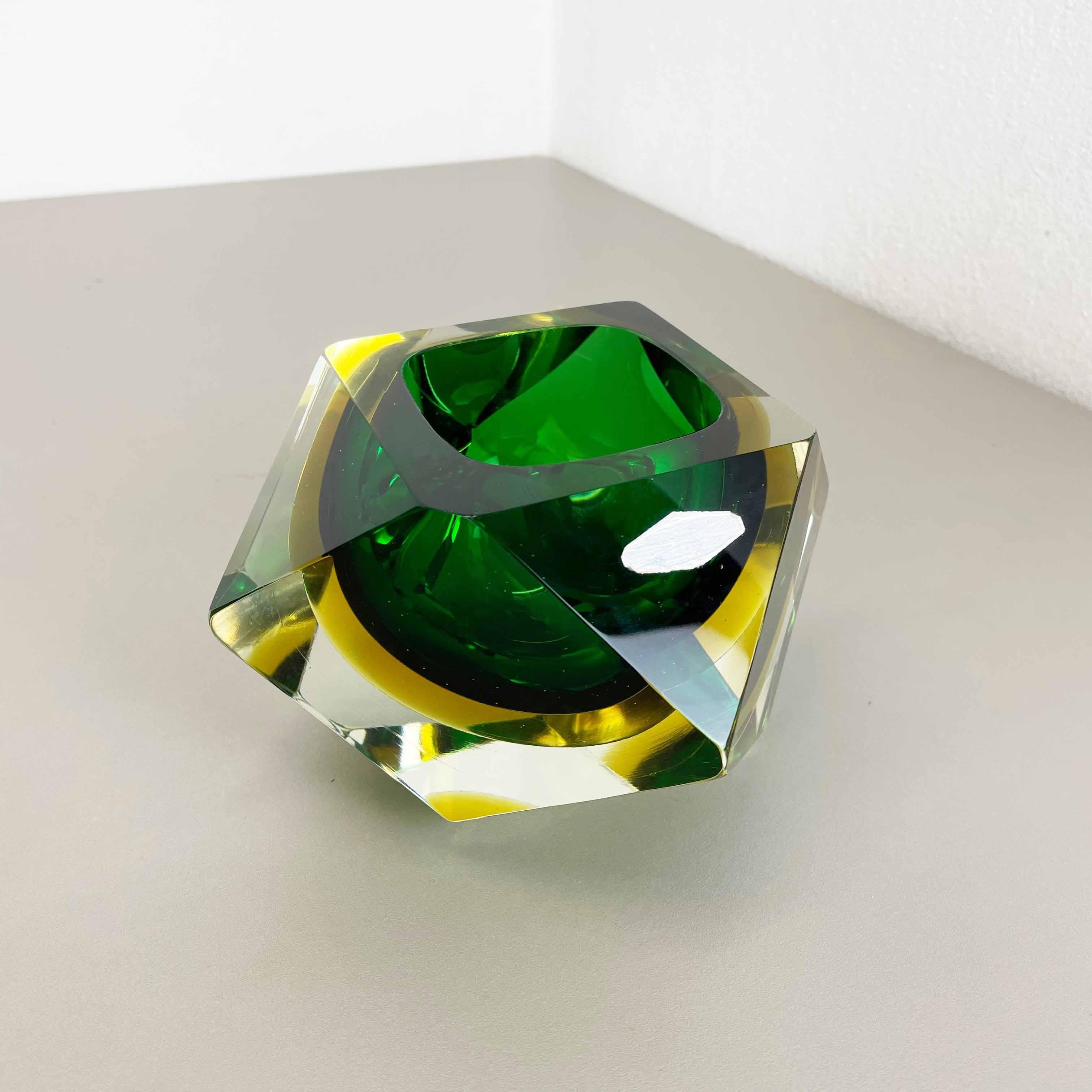 XXL 2, 6kg Murano Glass Sommerso Bowl Ashtray by Luigi Mandruzzato, Italy, 1970s 1