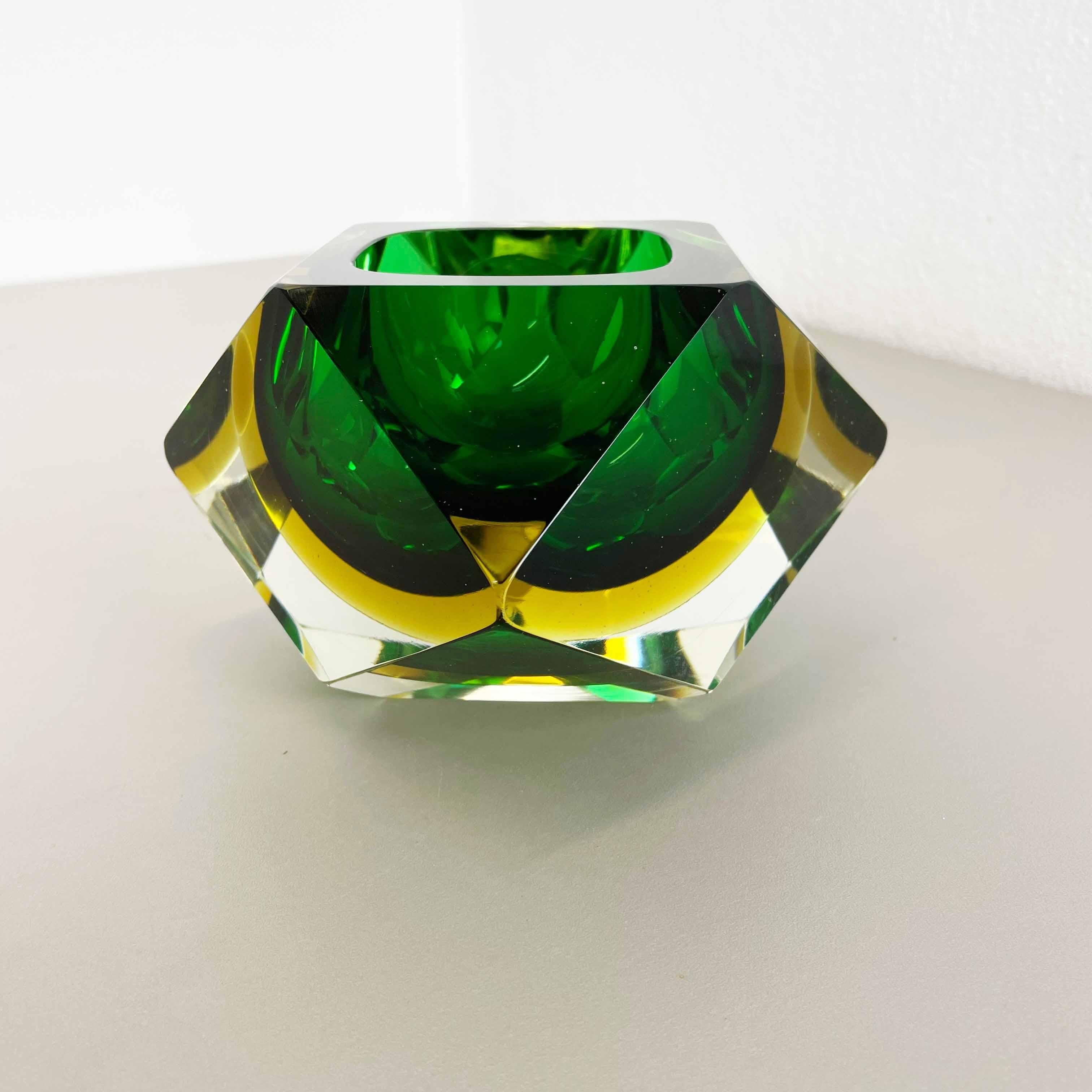 XXL 2, 6kg Murano Glass Sommerso Bowl Ashtray by Luigi Mandruzzato, Italy, 1970s 3