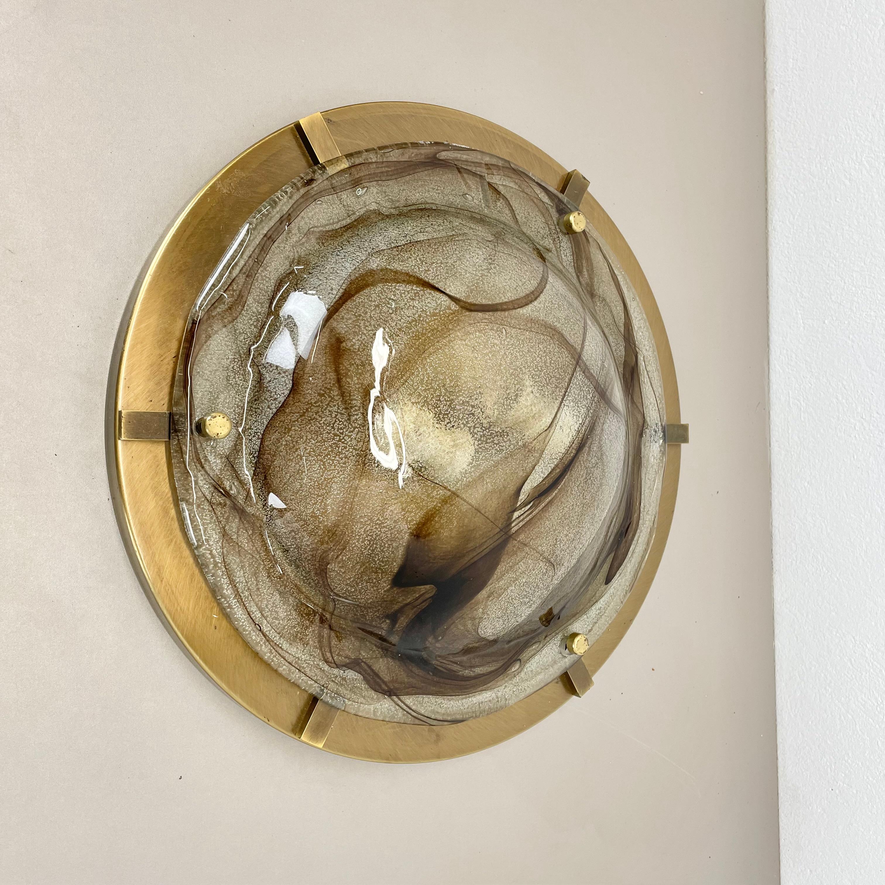 xxl 45cm Wand-Deckenleuchte aus Glas + Messing im Kalmar-Stil, Einbaubeleuchtung, Italien 1980 n1 (Moderne der Mitte des Jahrhunderts) im Angebot