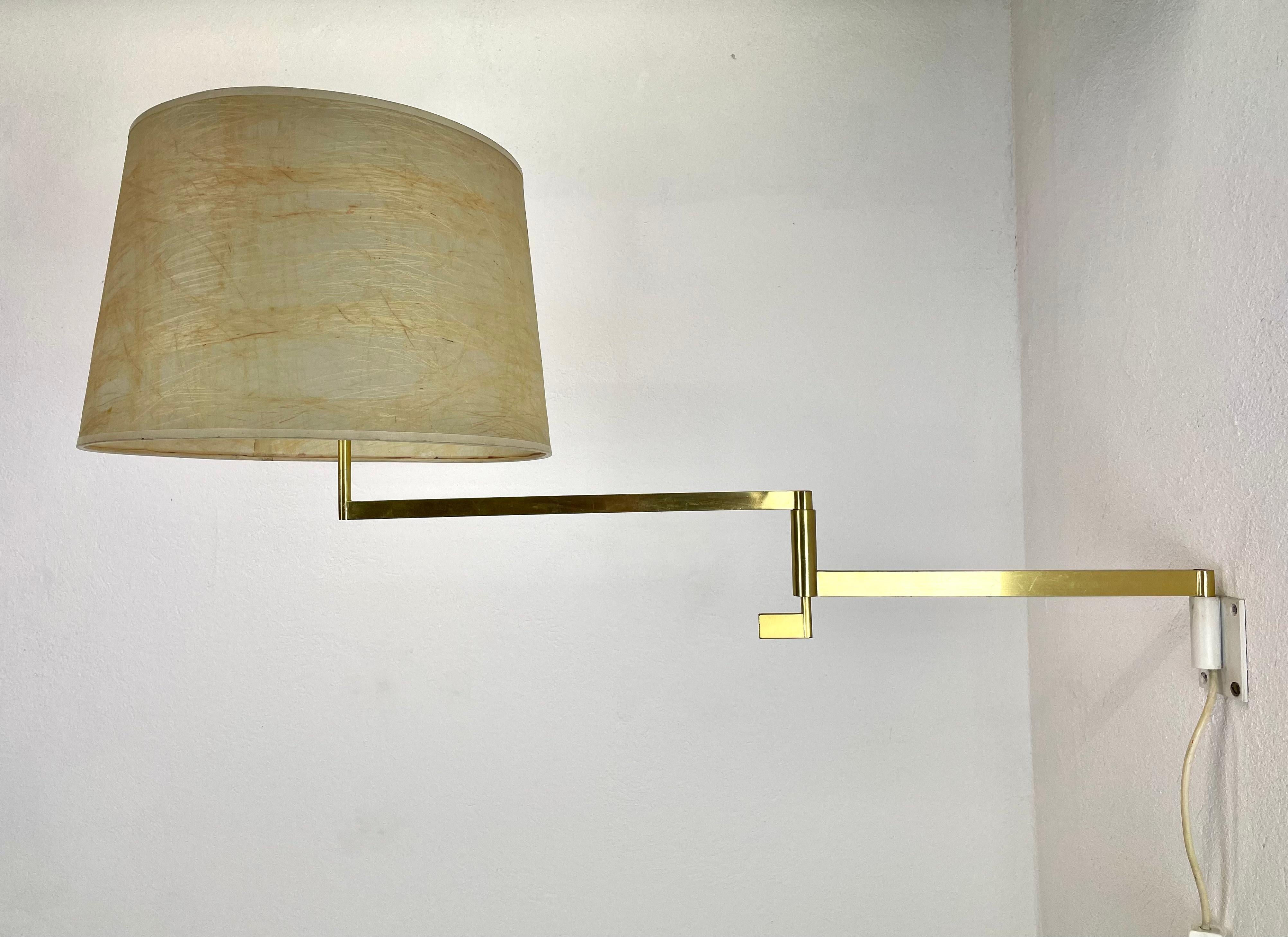 Xxl Minimalist Stilnovo Style Swing Arm Brass Wall Light Italy, 1960s For Sale 8