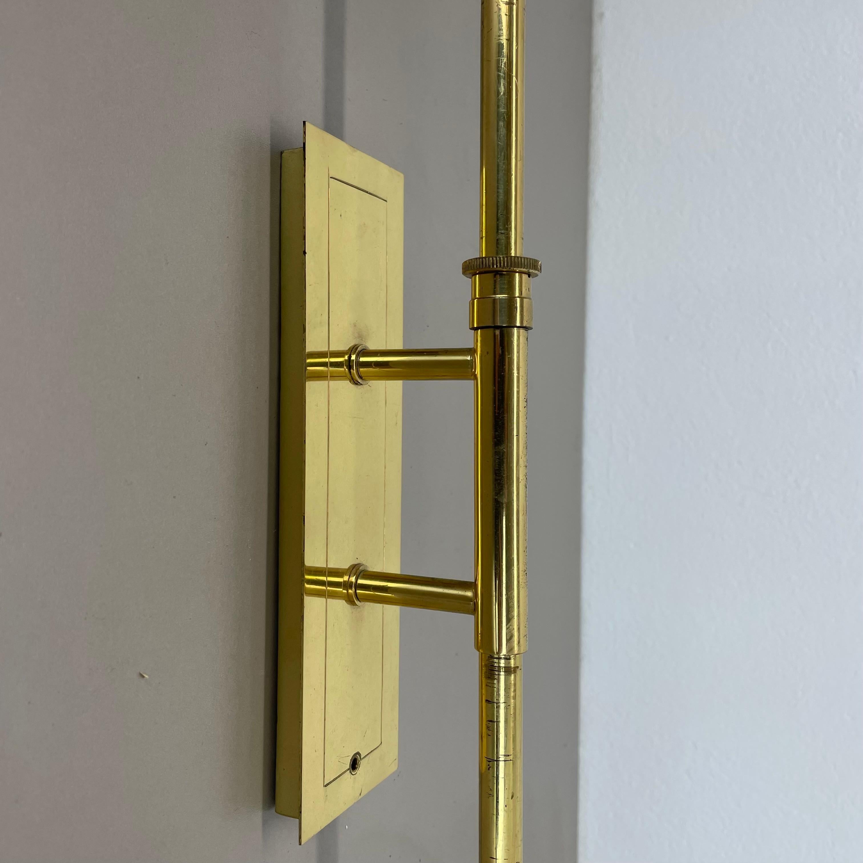 XXL adjustable Stilnovo Sarfatti Style Brass Wall Light Italie, 1950s en vente 5