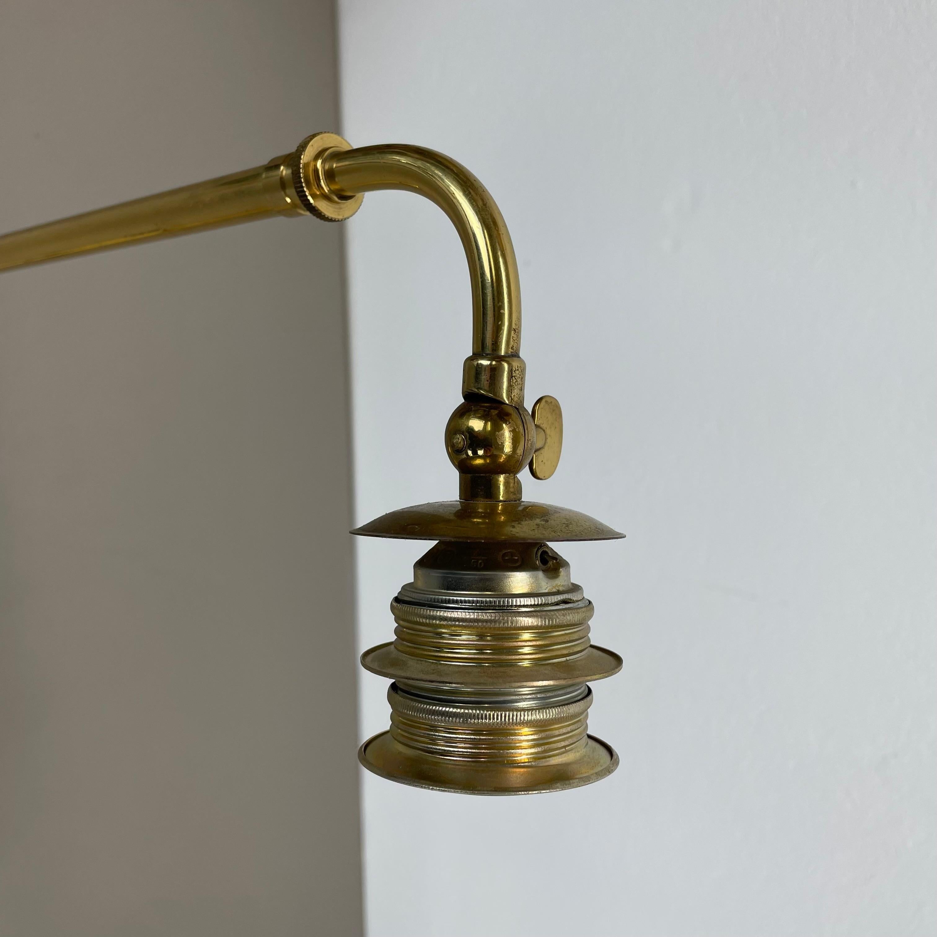 20ième siècle XXL adjustable Stilnovo Sarfatti Style Brass Wall Light Italie, 1950s en vente