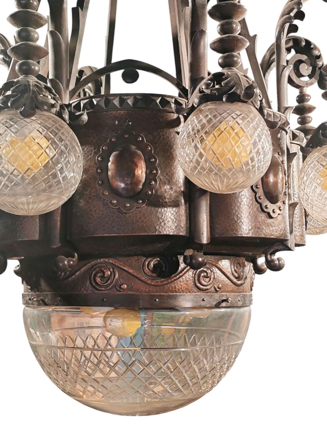 Lampadario XXL Arts&Crafts In condizioni buone in vendita a Belgrade, RS