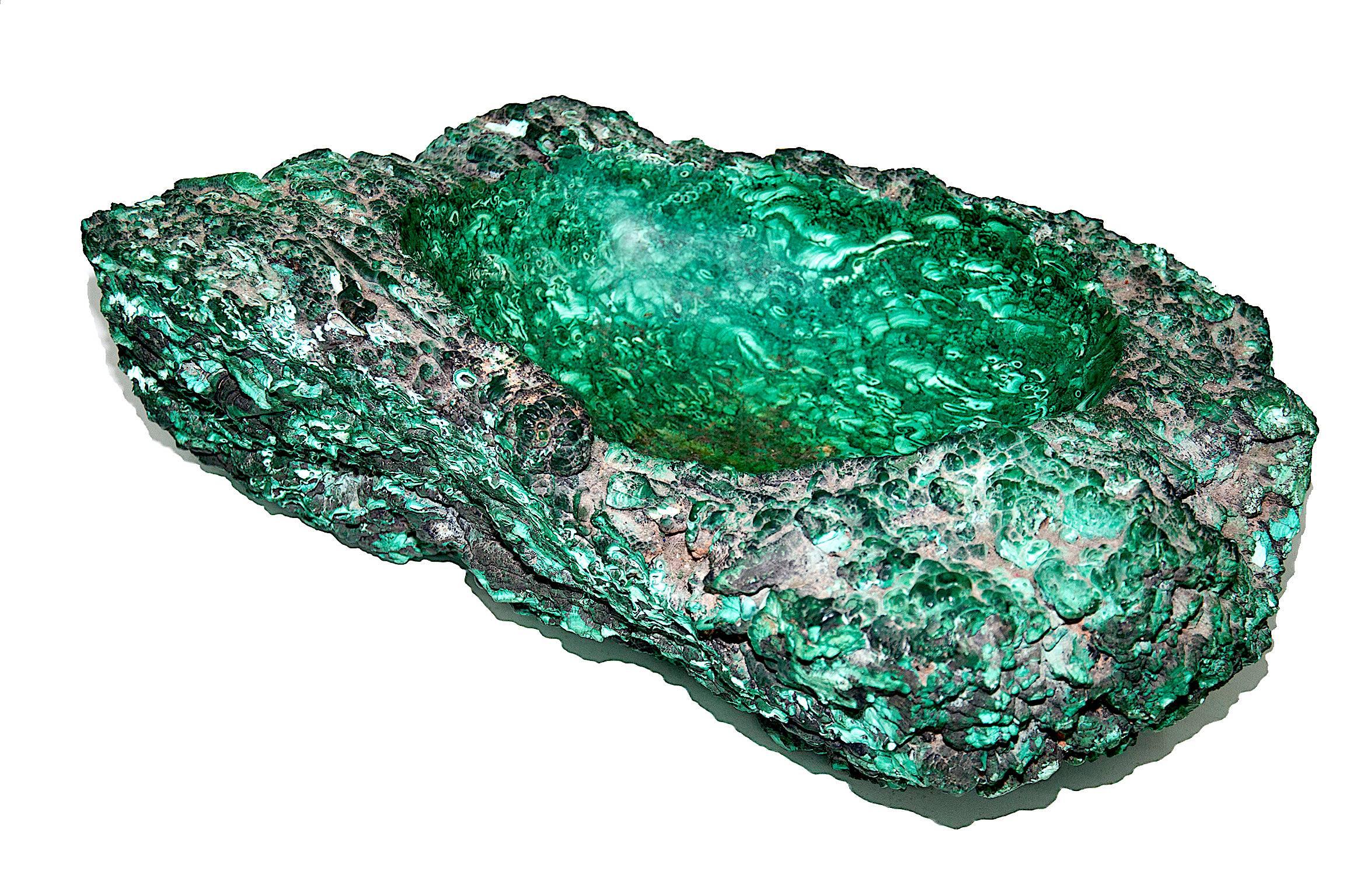 Huge dimensions
Very rare dimensions for an malachite item.