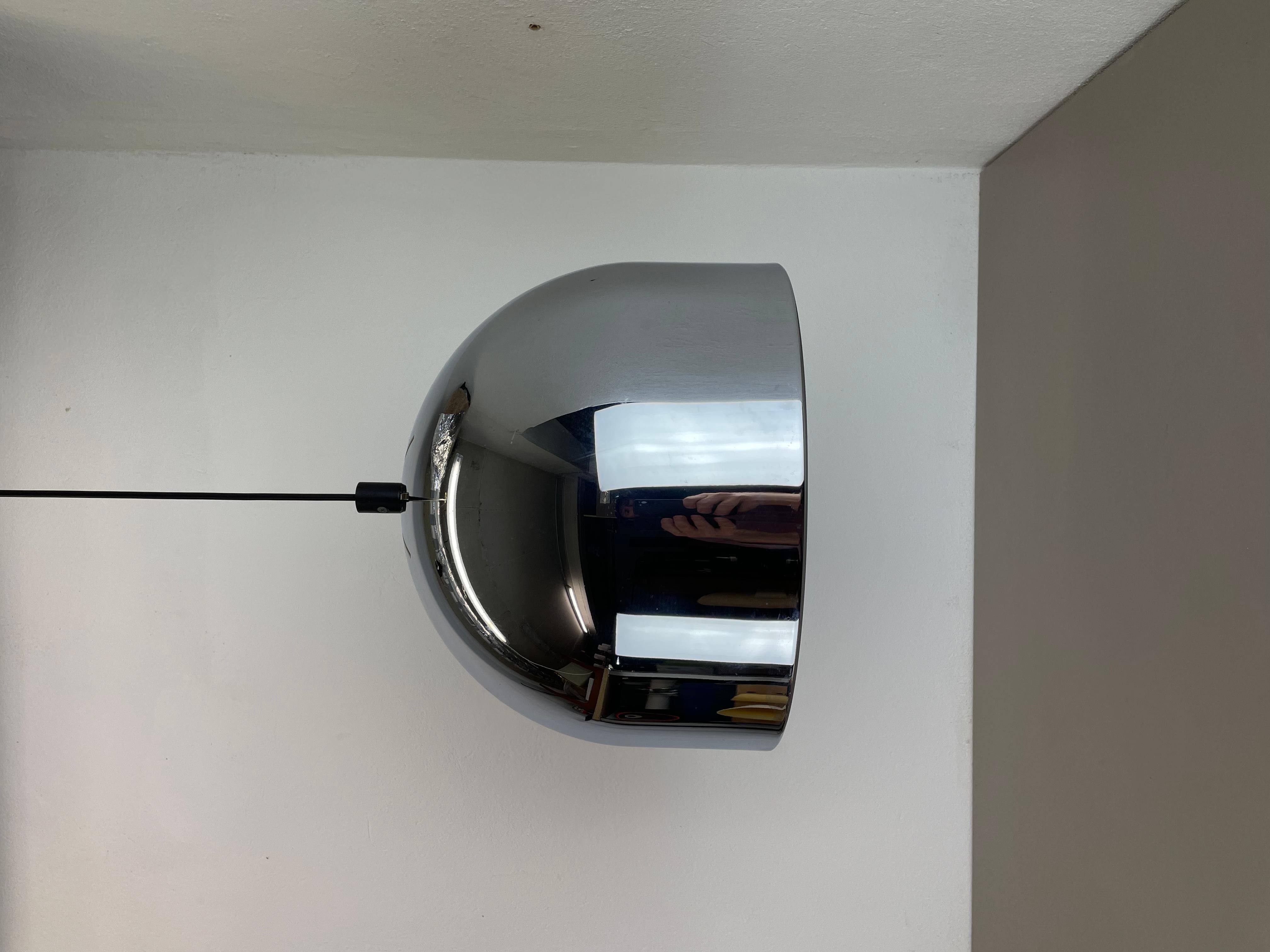 Xxl Chromed Metal Bubble Hanging Light by Rolf Krüger for Staff Lights, Germany In Good Condition For Sale In Kirchlengern, DE