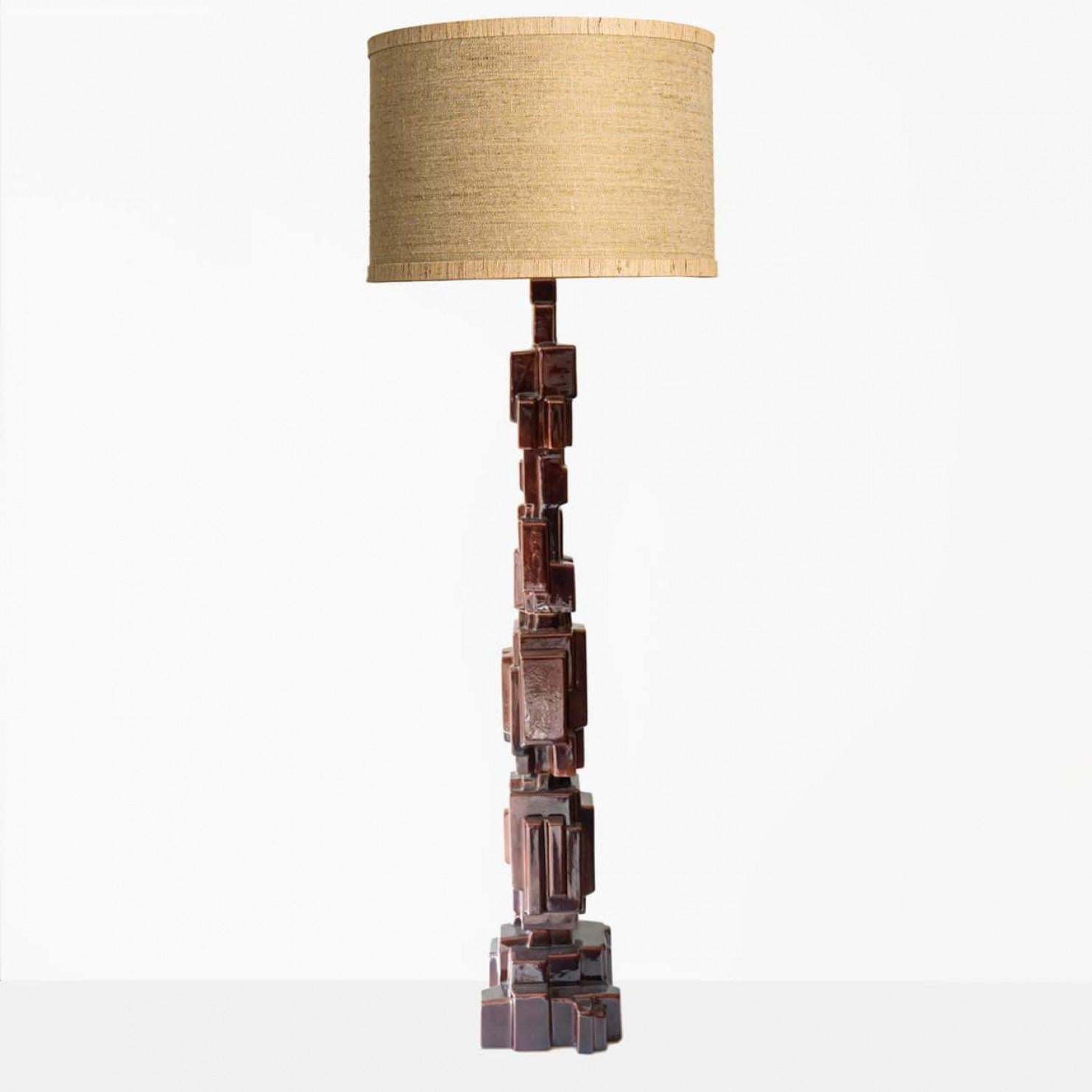 XXL Dark Brown Brutalist Ceramic Floor Lamp, Custom Made Lampshade by R. Houben im Angebot 1