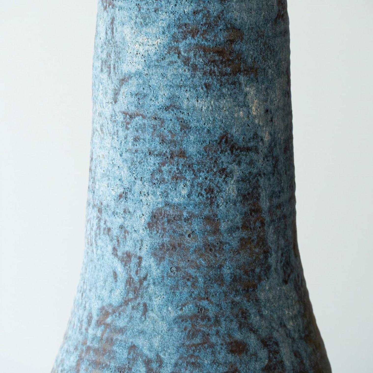 Danois XXL Elongated Ovoid Ceramic Table Floor Lamp with Lampshade by R. Houben en vente