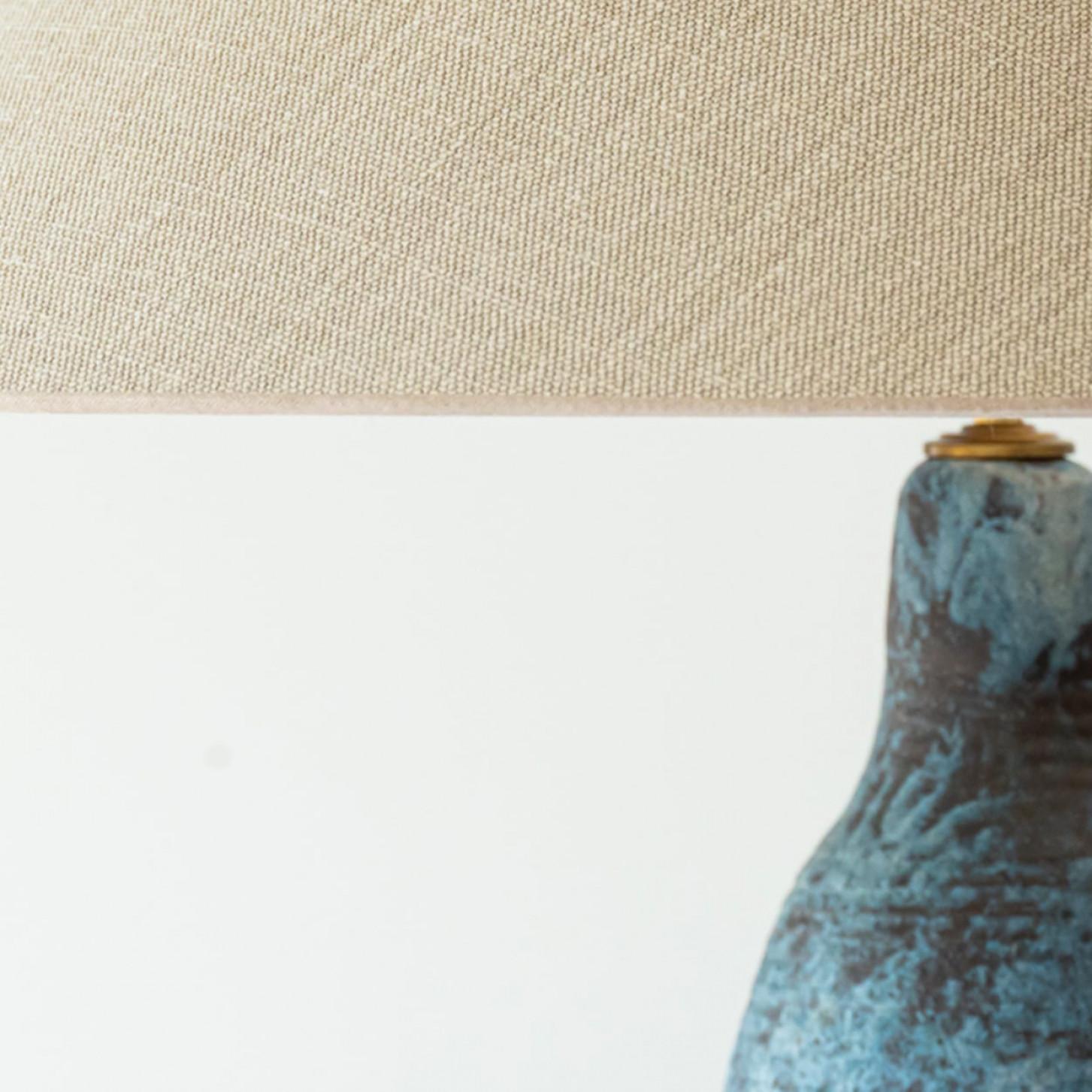 Altro Lampada da tavolo in ceramica ovale allungata XXL con paralume di R. Houben in vendita