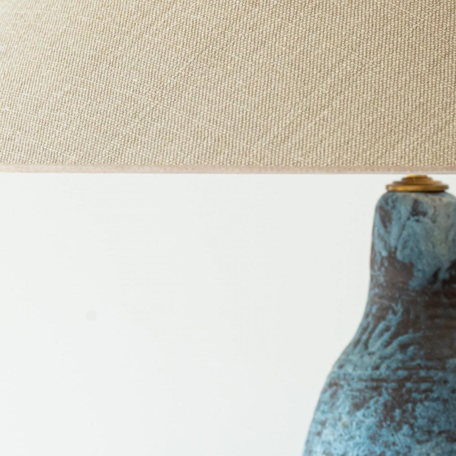 XXL länglich-eiförmige keramische stehlampe mit lampenschirm von R. Houben (Sonstiges) im Angebot