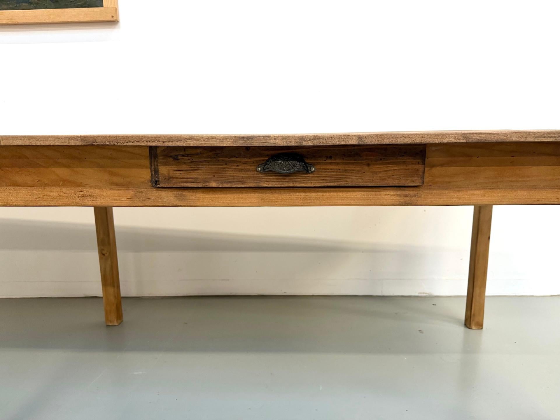 XXL french 6-legged table with a new top and 1950s base en vente 2