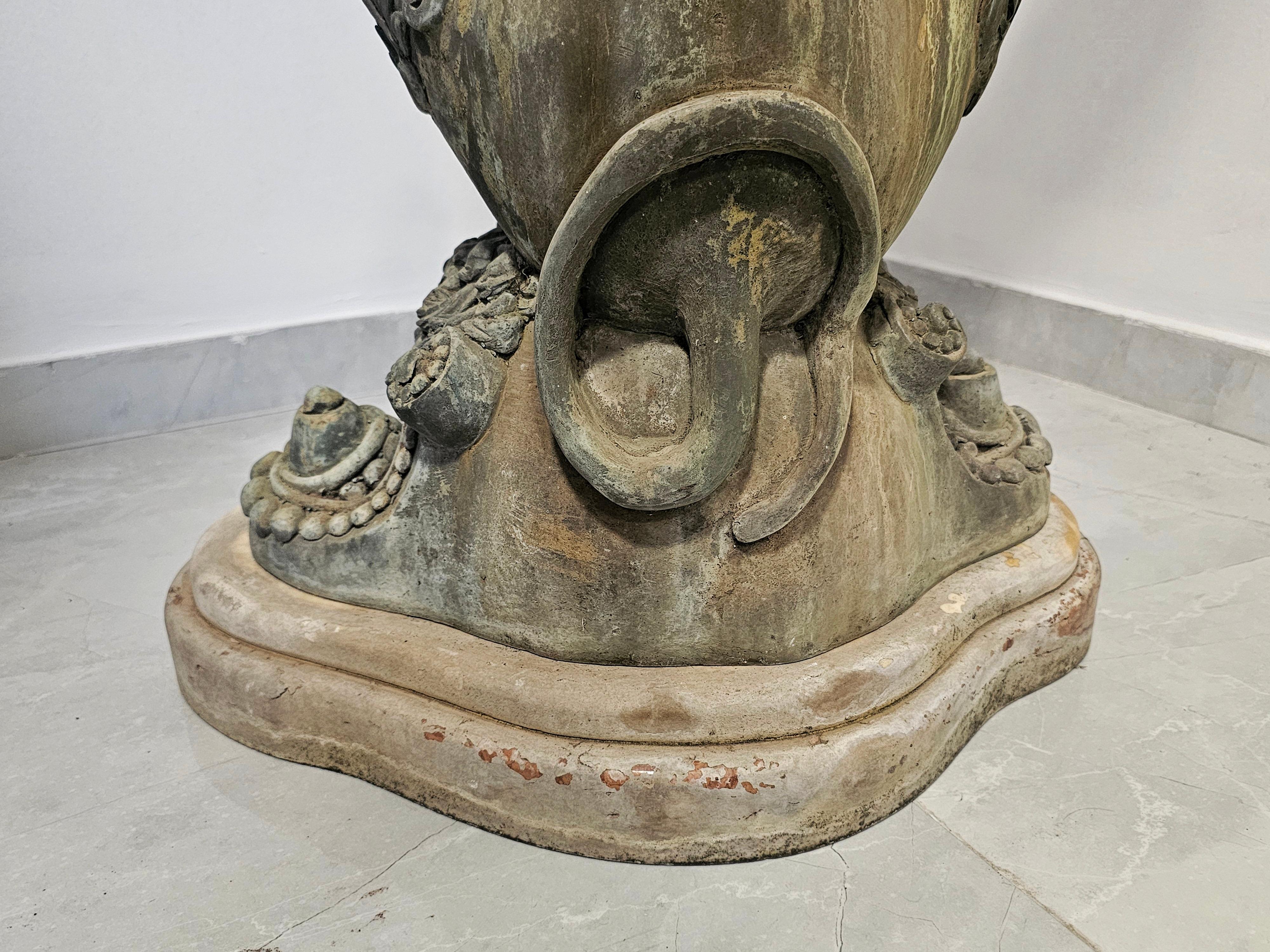 XXL French Empire Jardinieres done in bronze on marble base, France 1805 For Sale 13