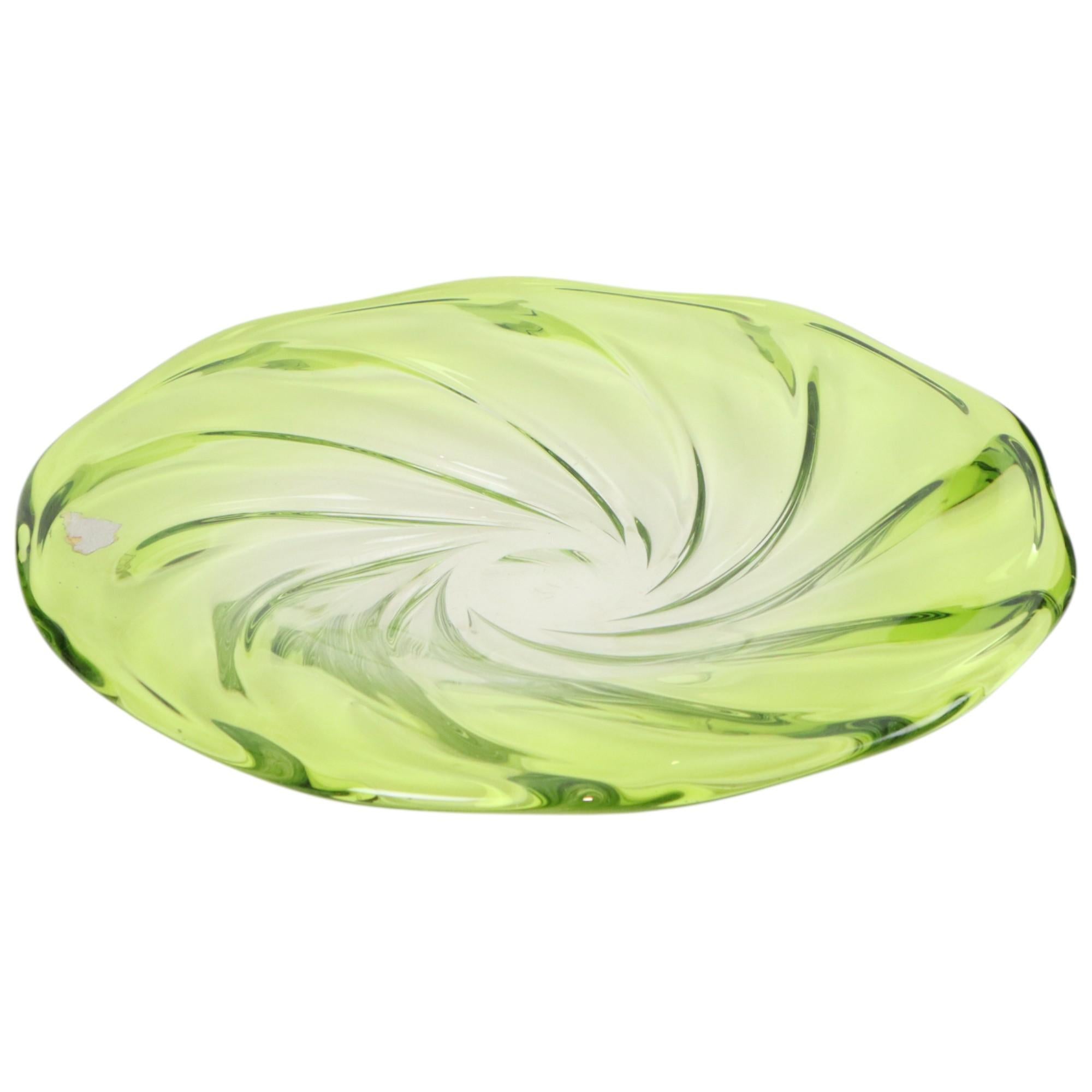 Belge Coupe à fruits XXL Val Saint Lambert Crystal Lime Green 40cm en vente
