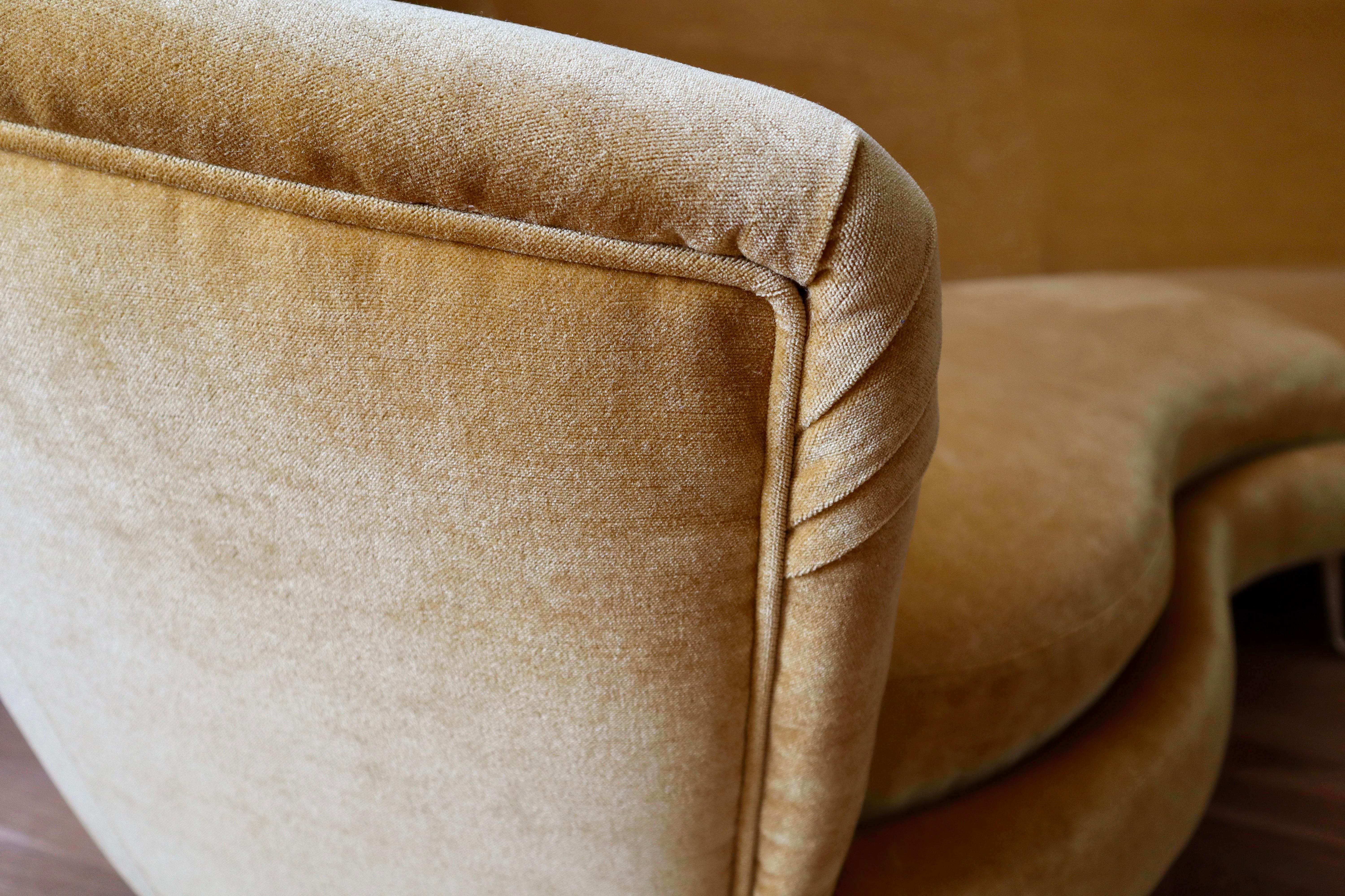 XXL Gio Ponti Style Large Mid Century Modern Italian Crescent Canapé Sofa en vente 7