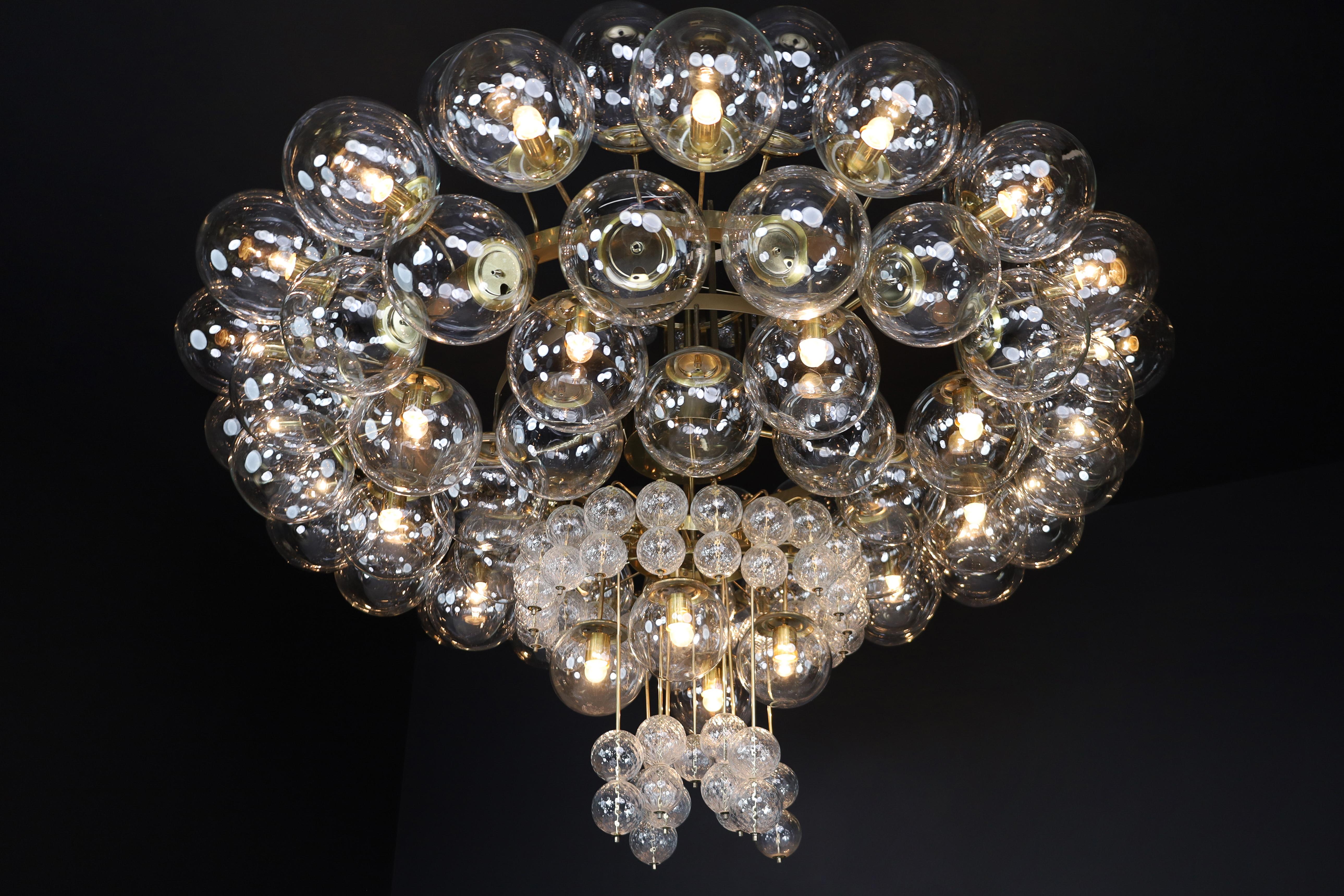 XXL Grande Hotel Chandelier with Brass Fixture and Hand-Blowed Glass Globes 1960 For Sale 10