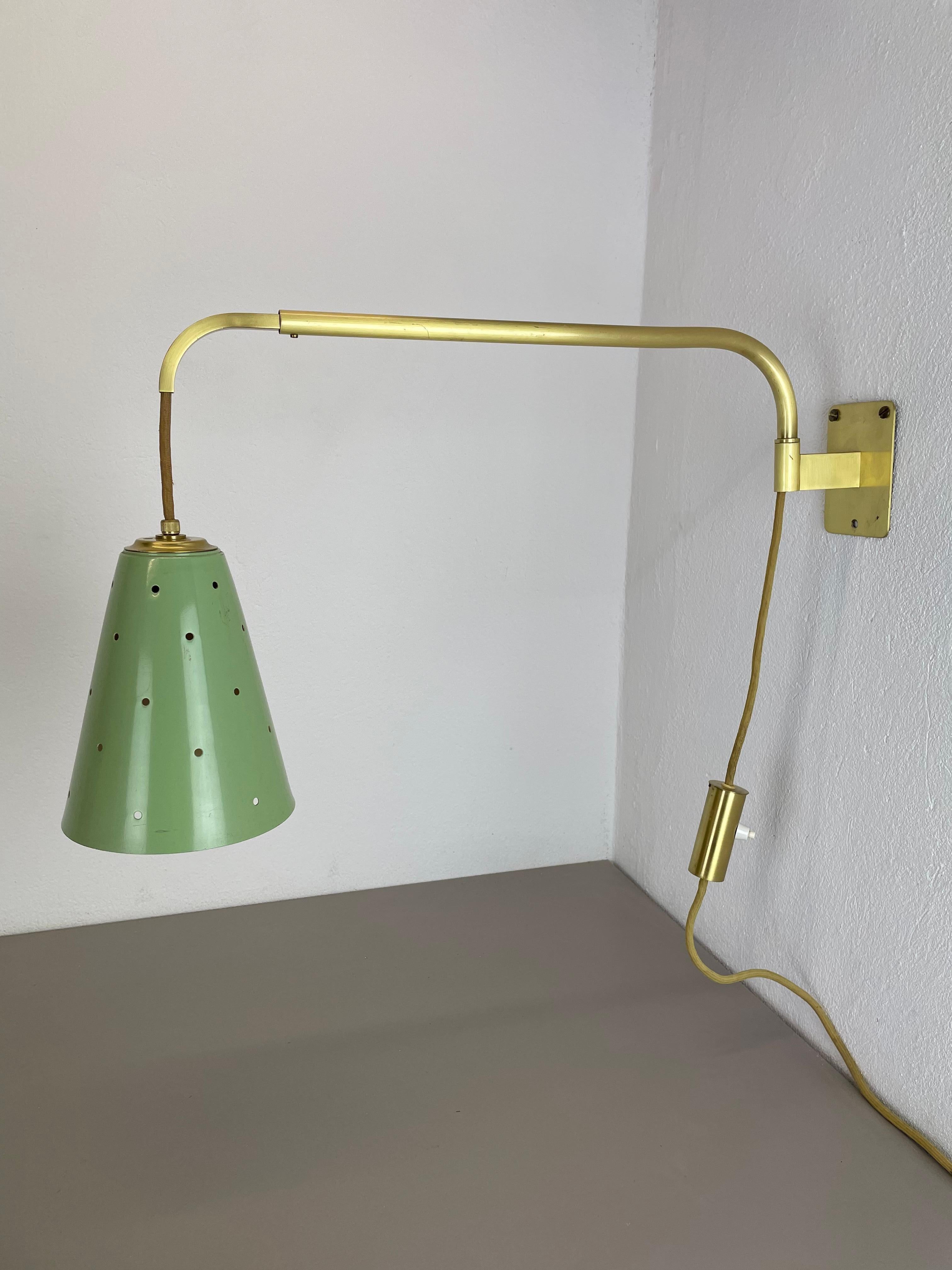 Italian XXL Green Stilnovo Style Adjustable Counter Weight Brass Wall Light Italy, 1960s For Sale