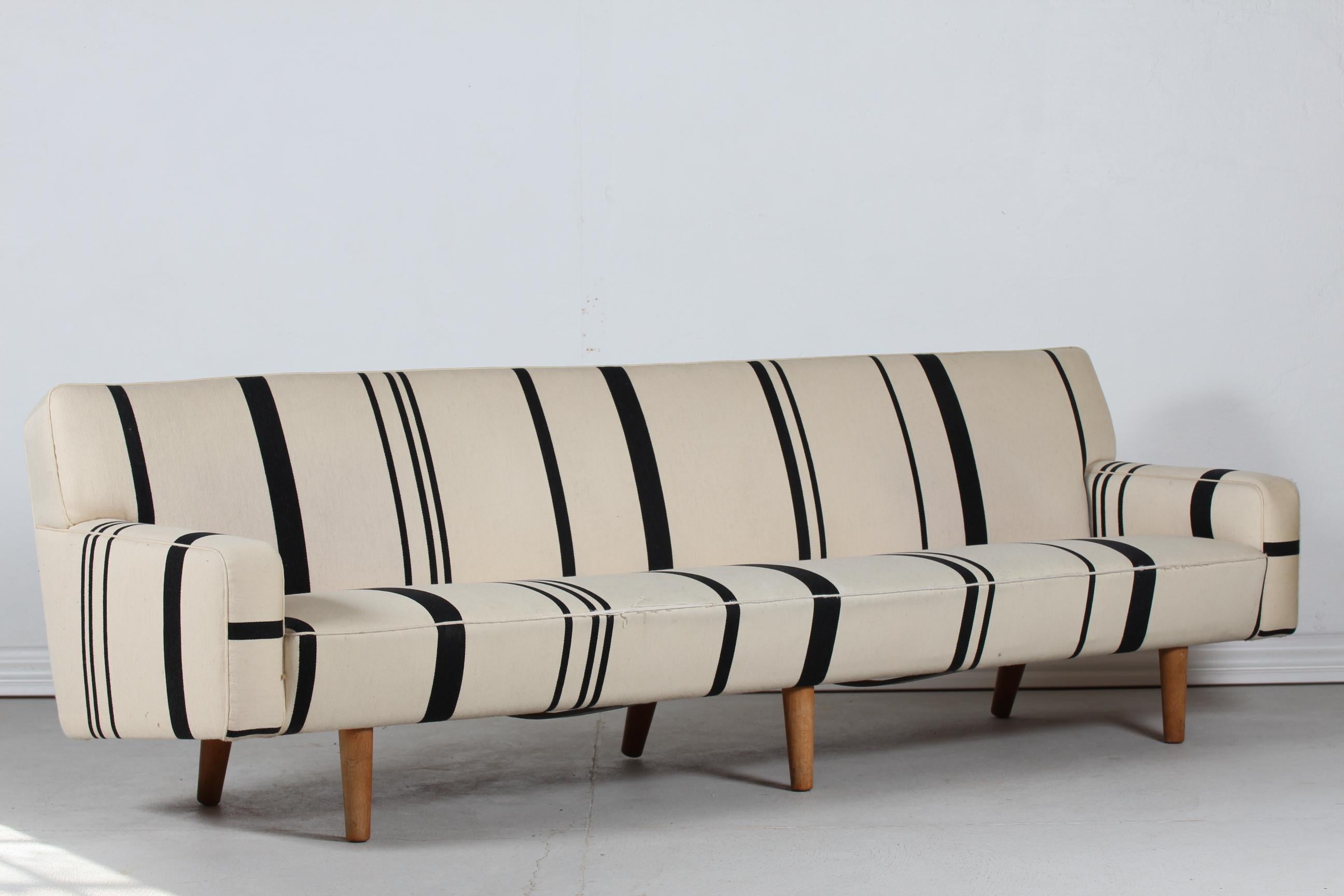 Danish Xxl Hans J. Wegner Extra Long Sofa Ap 32 Oak and Striped Savak AP Stolen 1950s