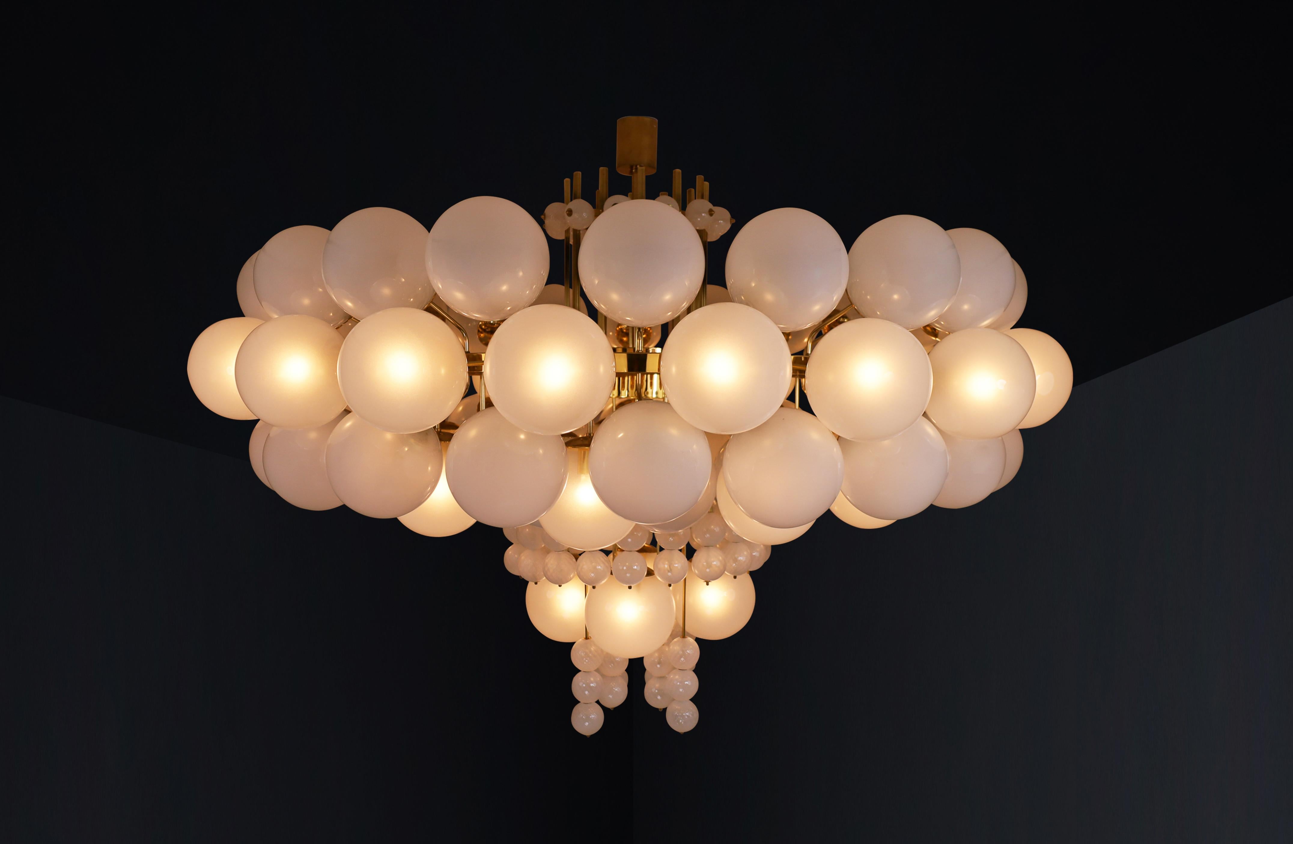 XXL Hotel Chandelier with Brass Fixture and Hand-Blowed Frosted Glass Globes For Sale 10