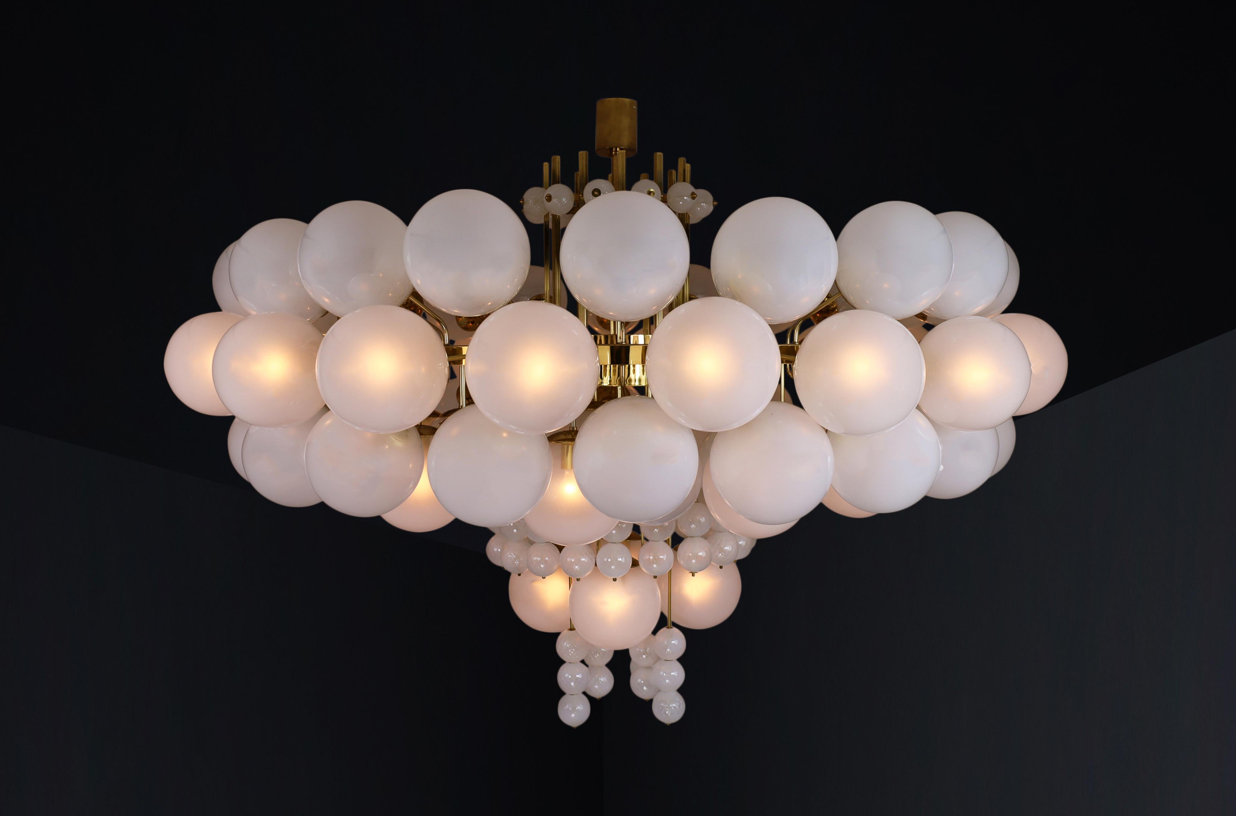 XXL Hotel Chandelier with Brass Fixture and Hand-Blowed Frosted Glass Globes For Sale 1