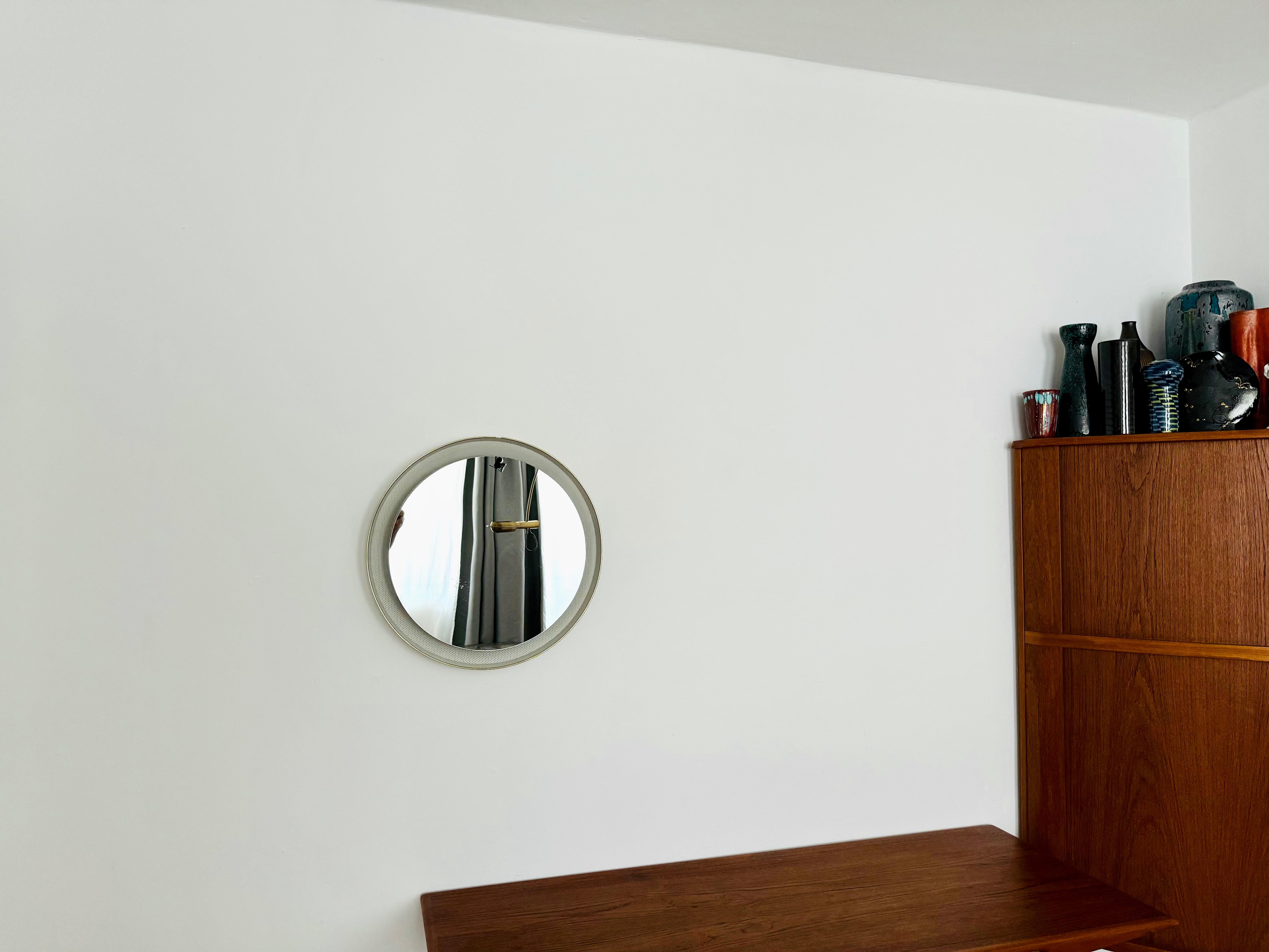 Illuminated Sunburst Mirror In Good Condition For Sale In München, DE