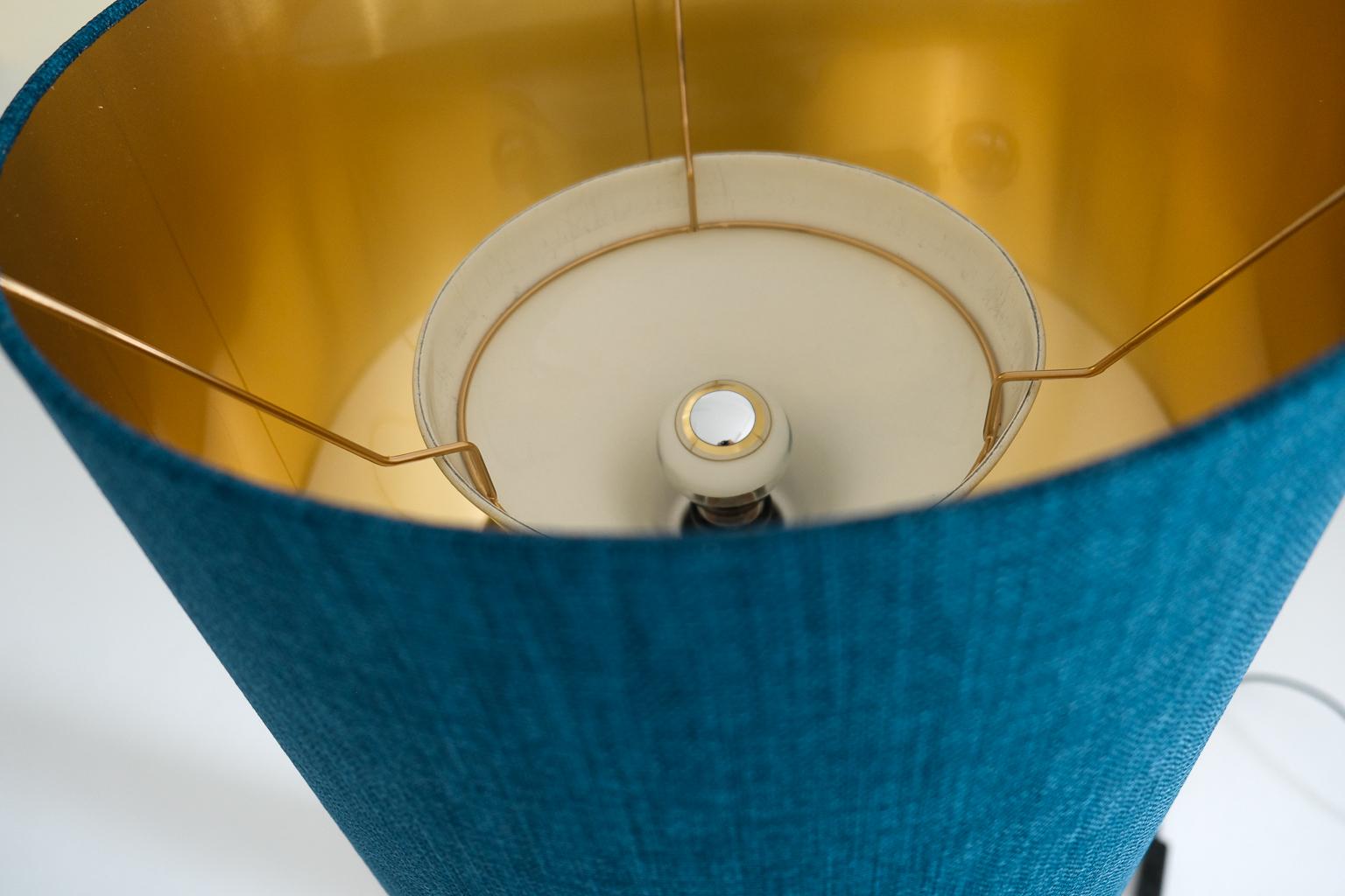 XXL italian table lamp with leather pierced brass relief feet, 1960s For Sale 8