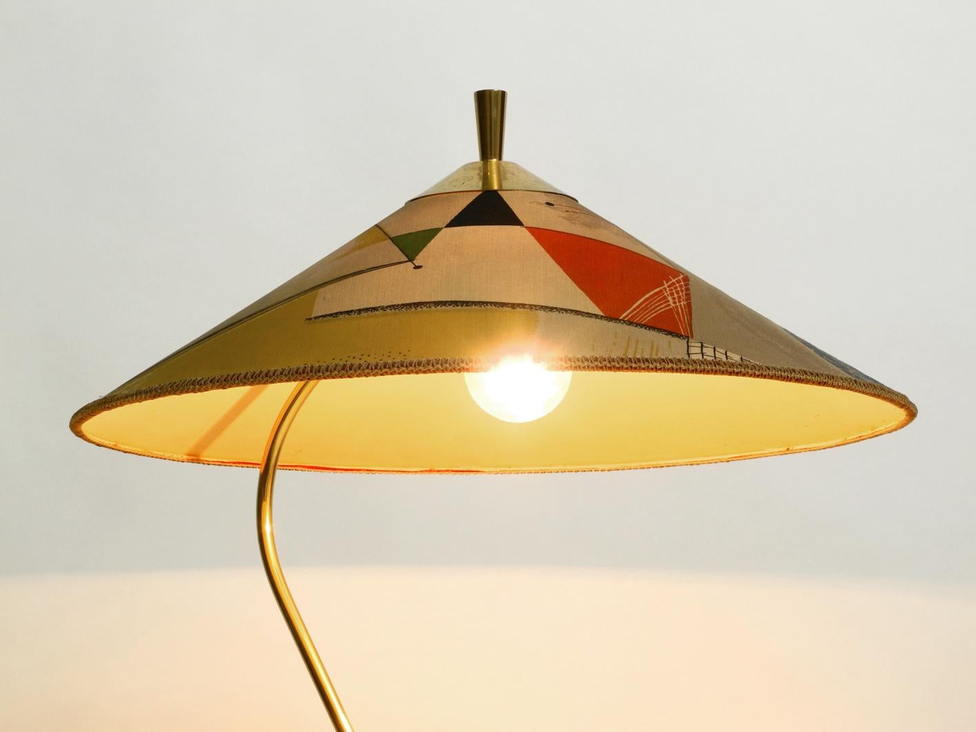 Mid-20th Century XXL Kalmar Midcentury Brass Tripod Table Lamp - Original Colorful Fabric Shade