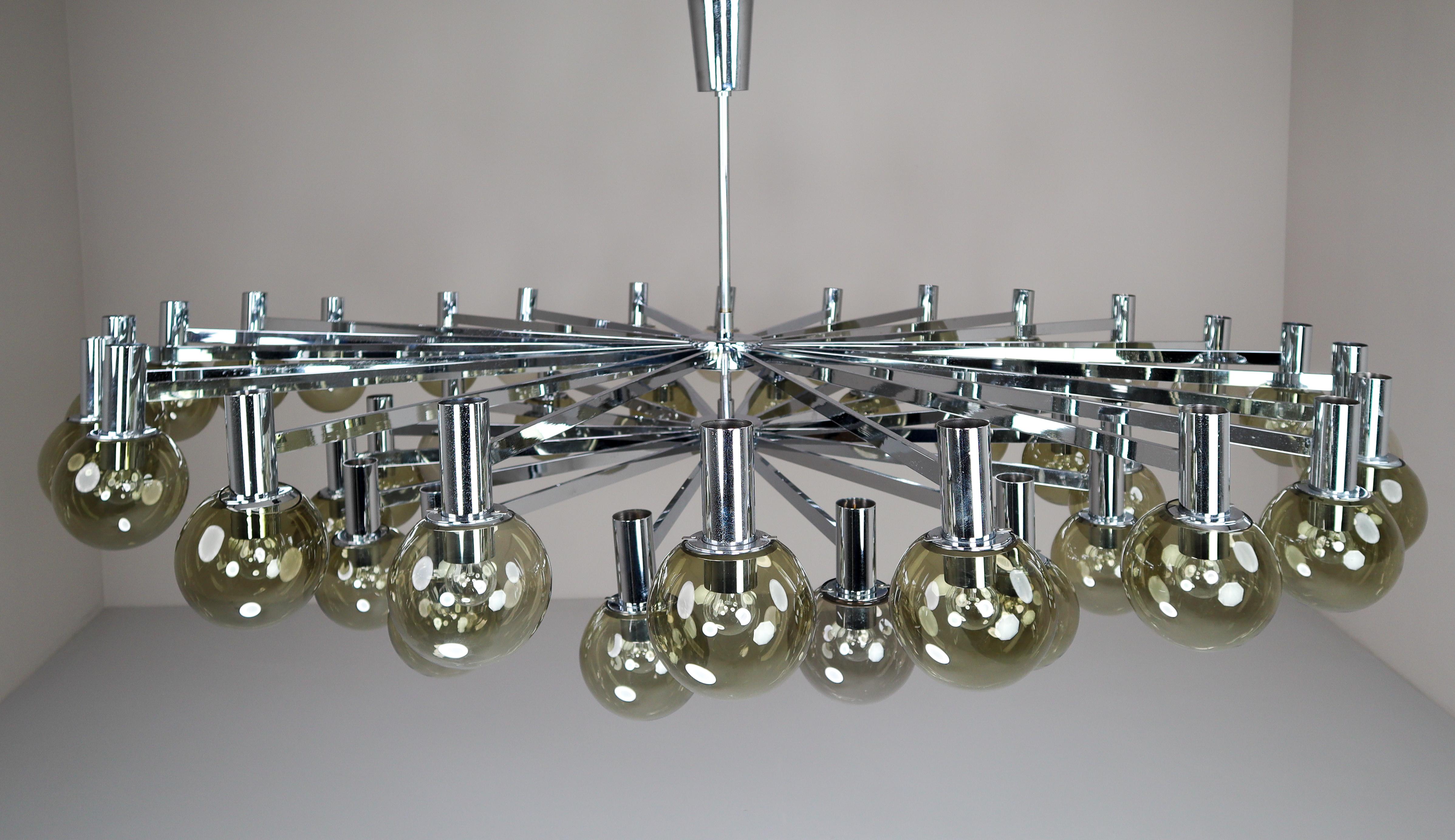 XXL Large Mid-Century Modern Chrome and Glass Chandelier, Italy, 1970s 1
