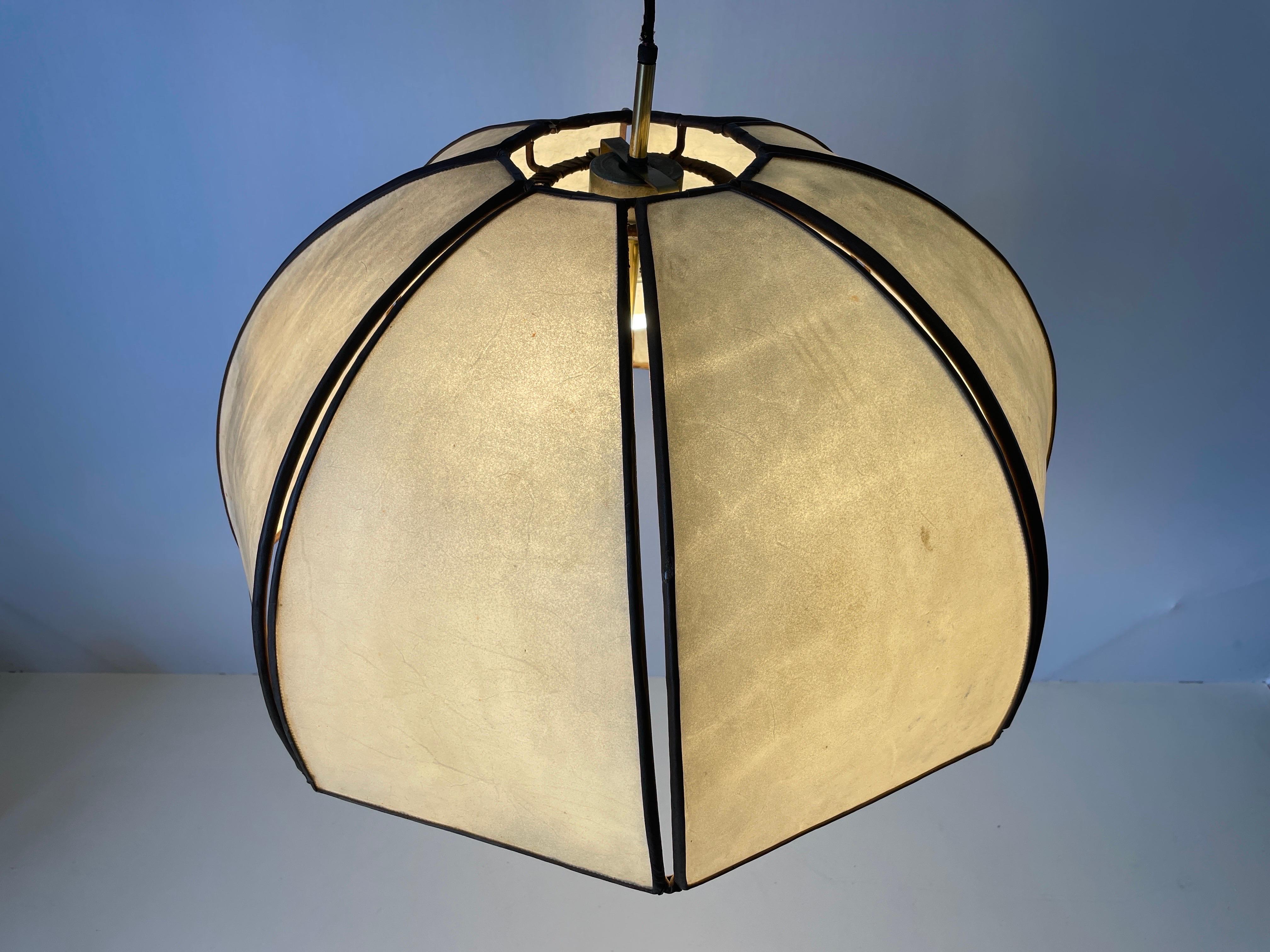 Lampada a sospensione regolabile con paralume in pelle XXL, anni '60, Germania in vendita 9