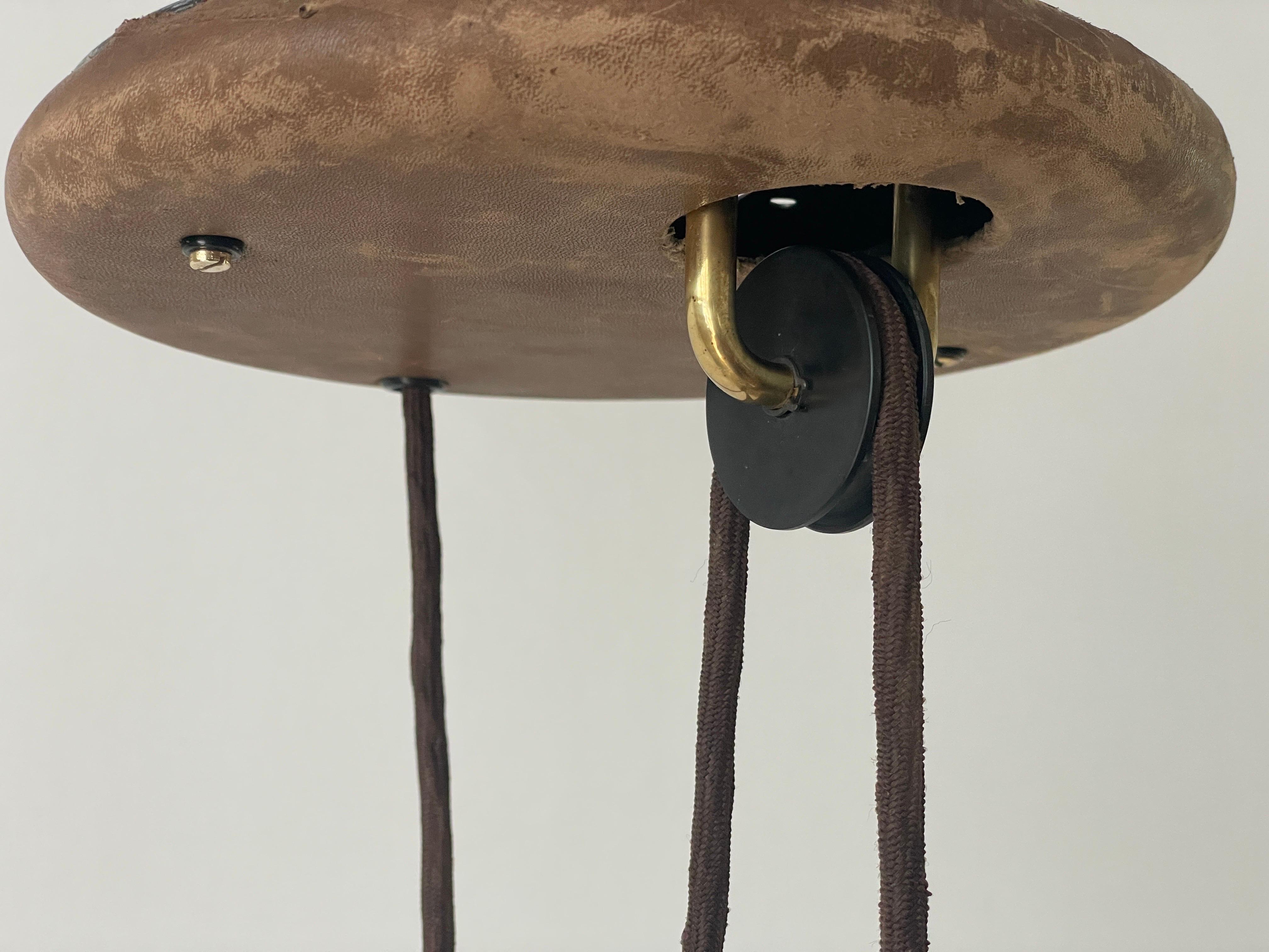 Lampada a sospensione regolabile con paralume in pelle XXL, anni '60, Germania in vendita 2