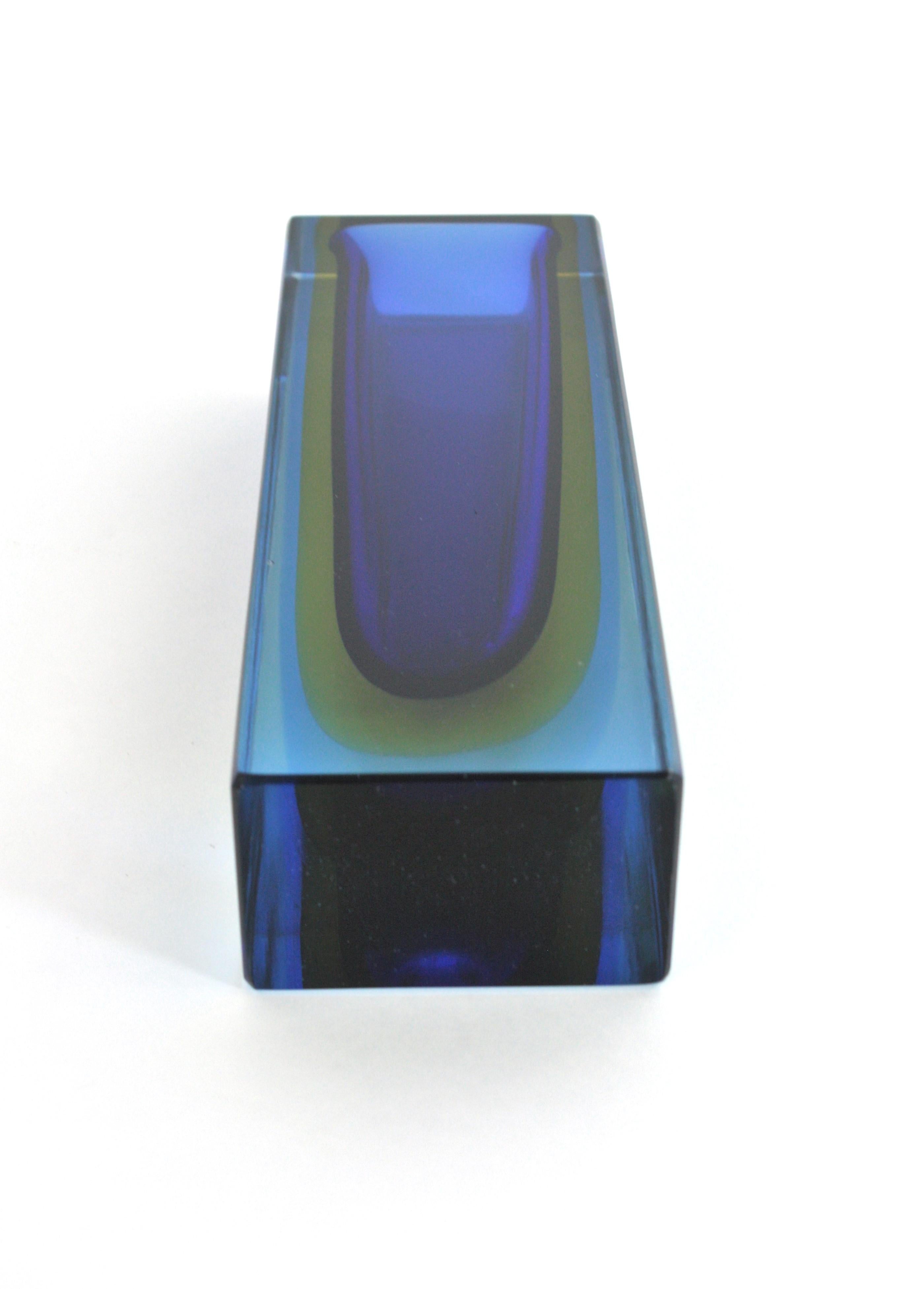 Vaso XXL Mandruzzato Murano Blue Yellow Faceted Sommerso Glass, 1960 in vendita 11