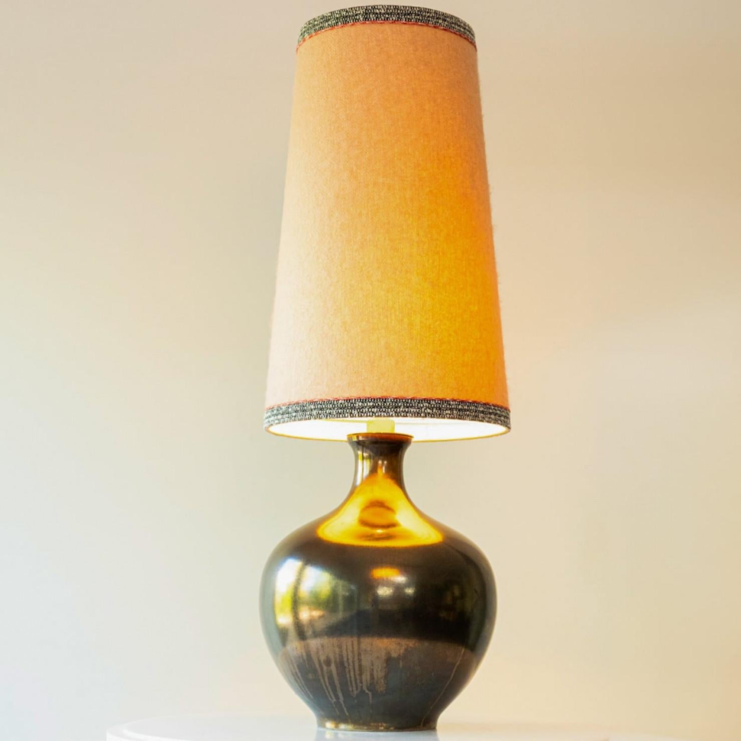 XXL Metallic Ceramic FLoor Table Lamp, Mohair Lampshade by R. Houben, 1970 In Good Condition For Sale In Rijssen, NL