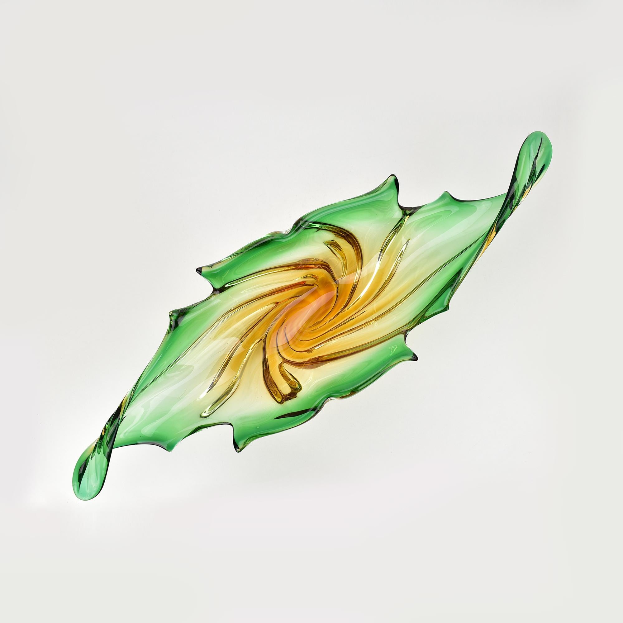 Centre de table en verre de Murano 58 cm, élément coquillage de Murano, Italie, années 1960 Seguso Bon état à Bad Säckingen, DE