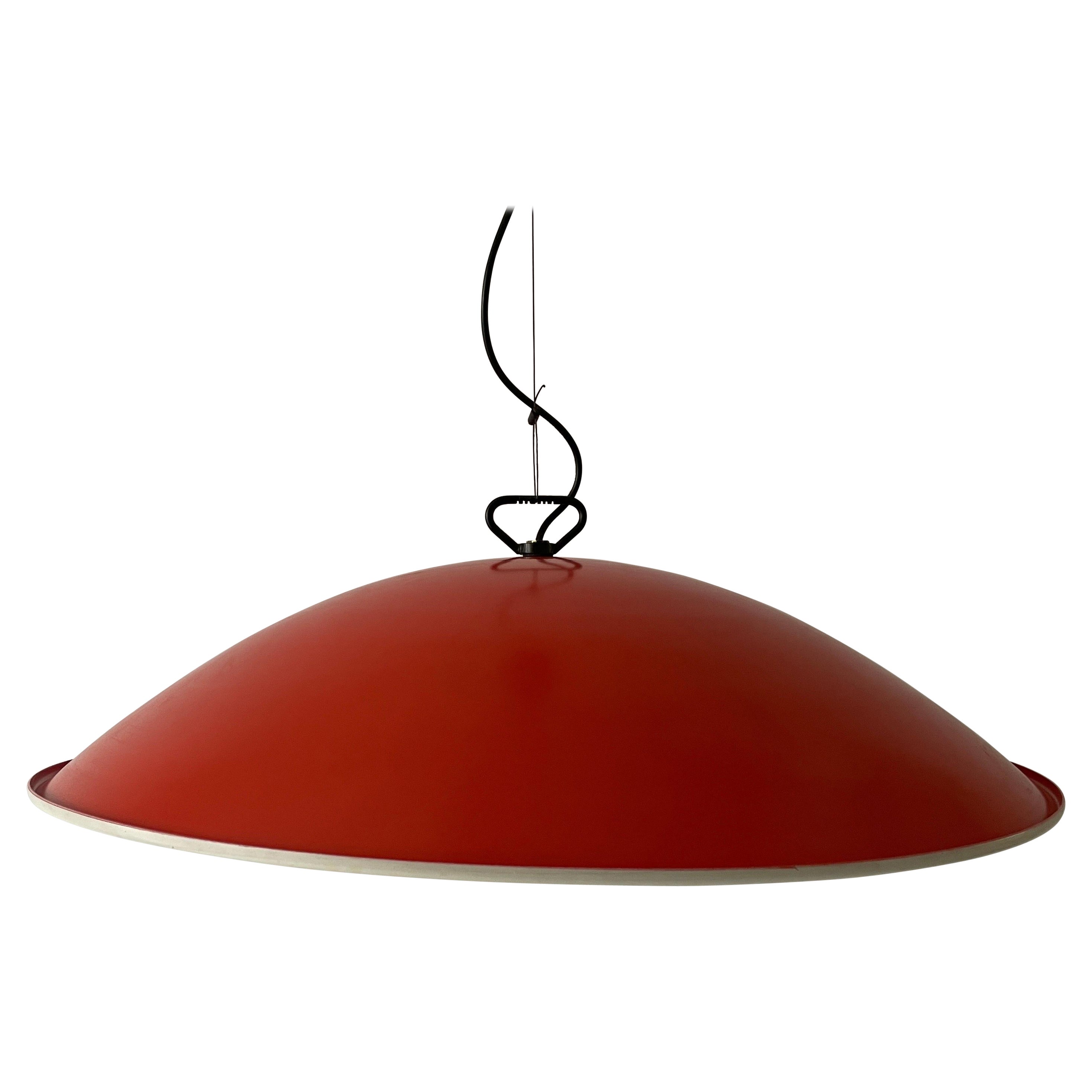 Lampada a sospensione per hotel di grandi dimensioni in metallo arancione e bianco, anni '60, Italia in vendita