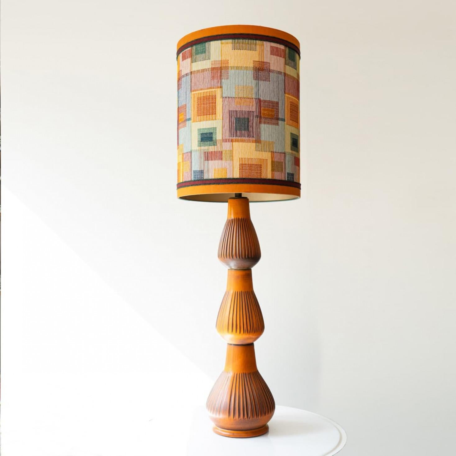 Lampe de bureau XXL en céramique orange, abat-jour de R. Houben, 1970 en vente 6