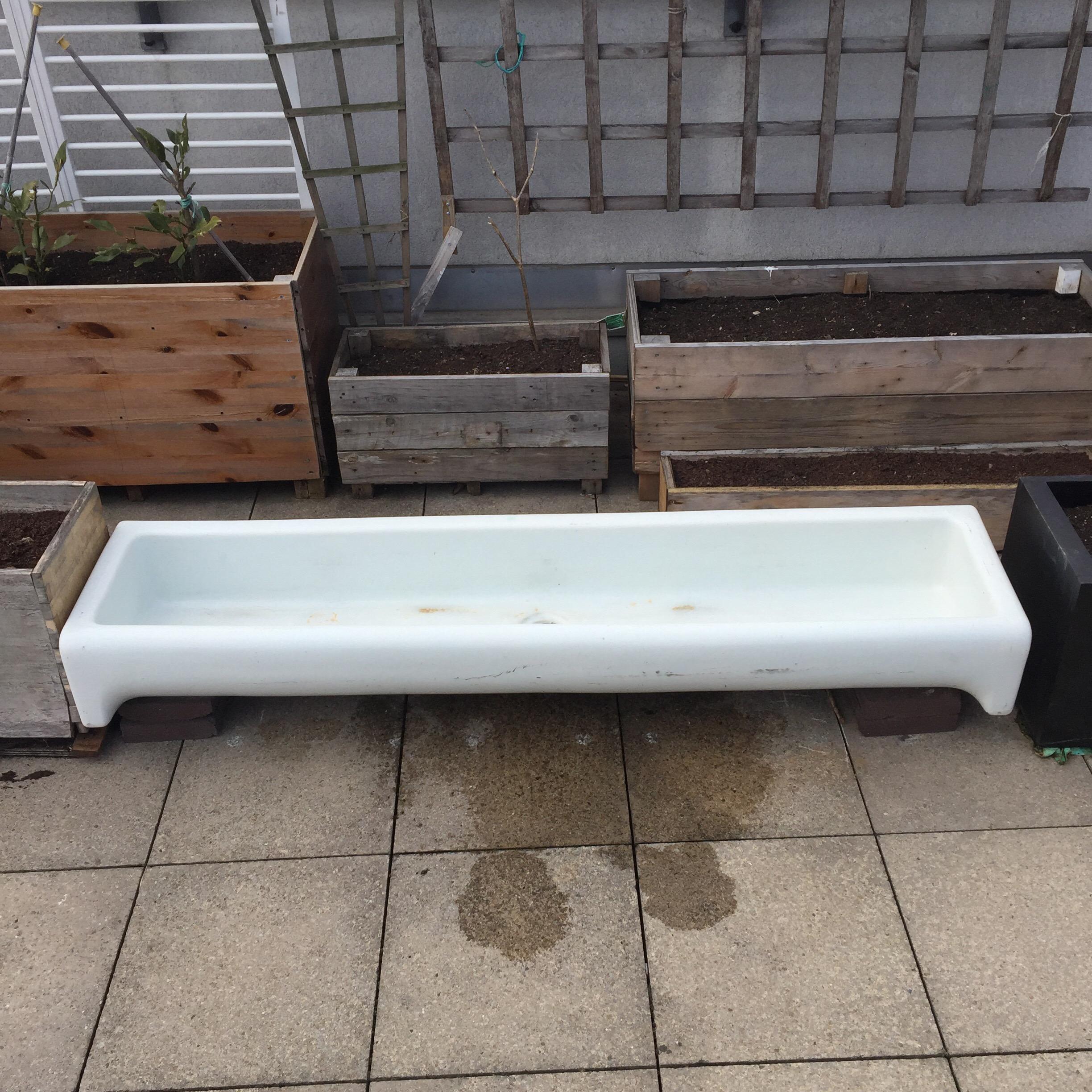 British XXL Porcelain Vintage Antique School Sink Victorian Reclaimed Bathroom Fitting For Sale