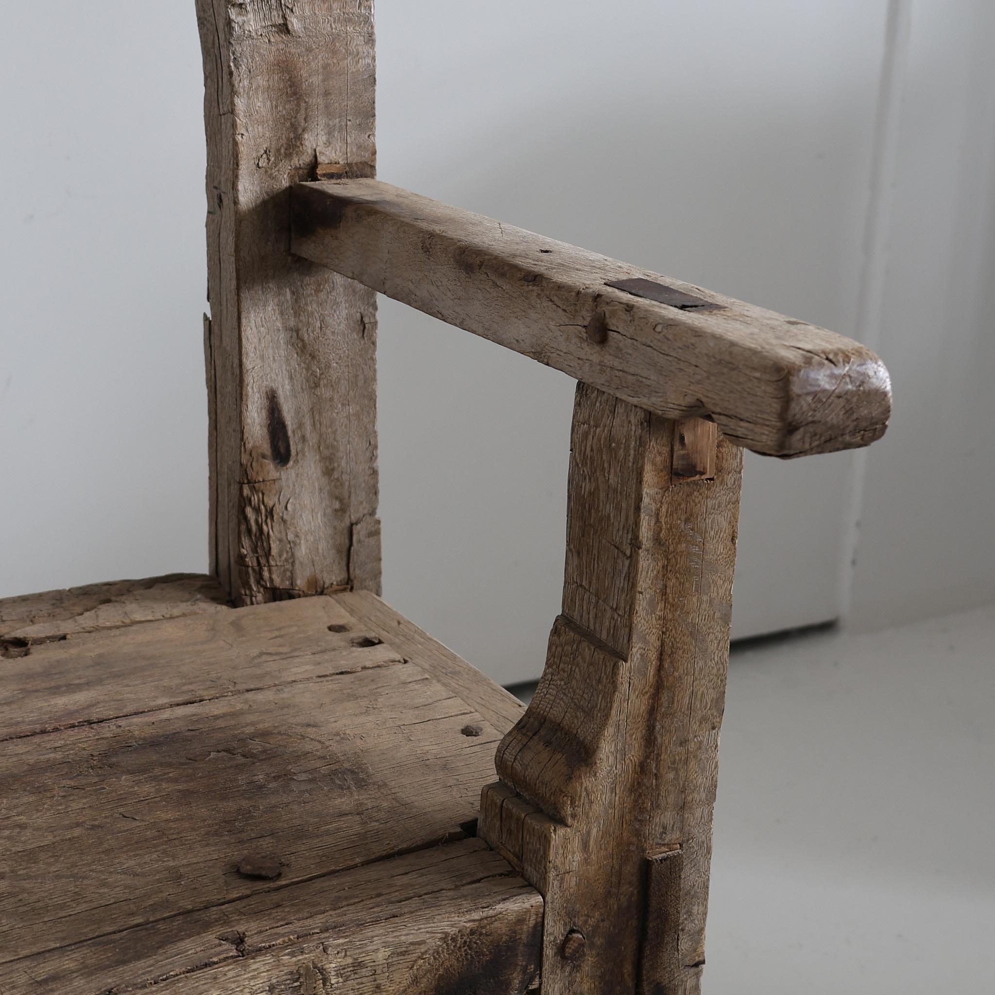 Banc Andorran XXL primitif blanchi au début du 19e siècle en vente 1
