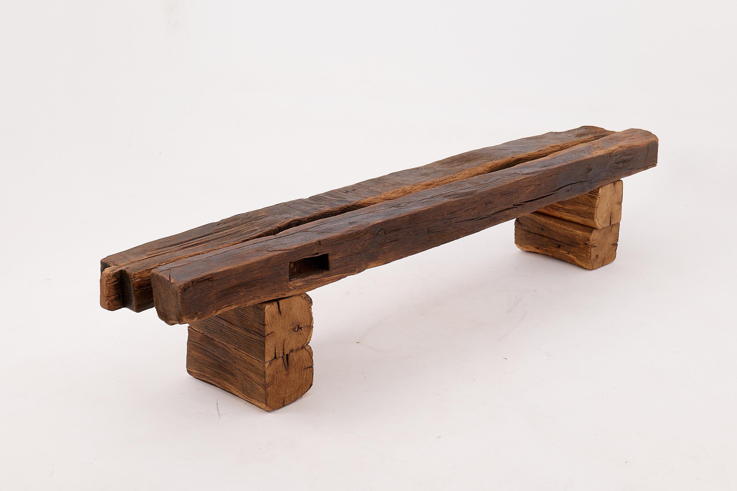 XXL Banc brutaliste en bois de chêne recyclé, naturel et écologique, Logniture en vente 2