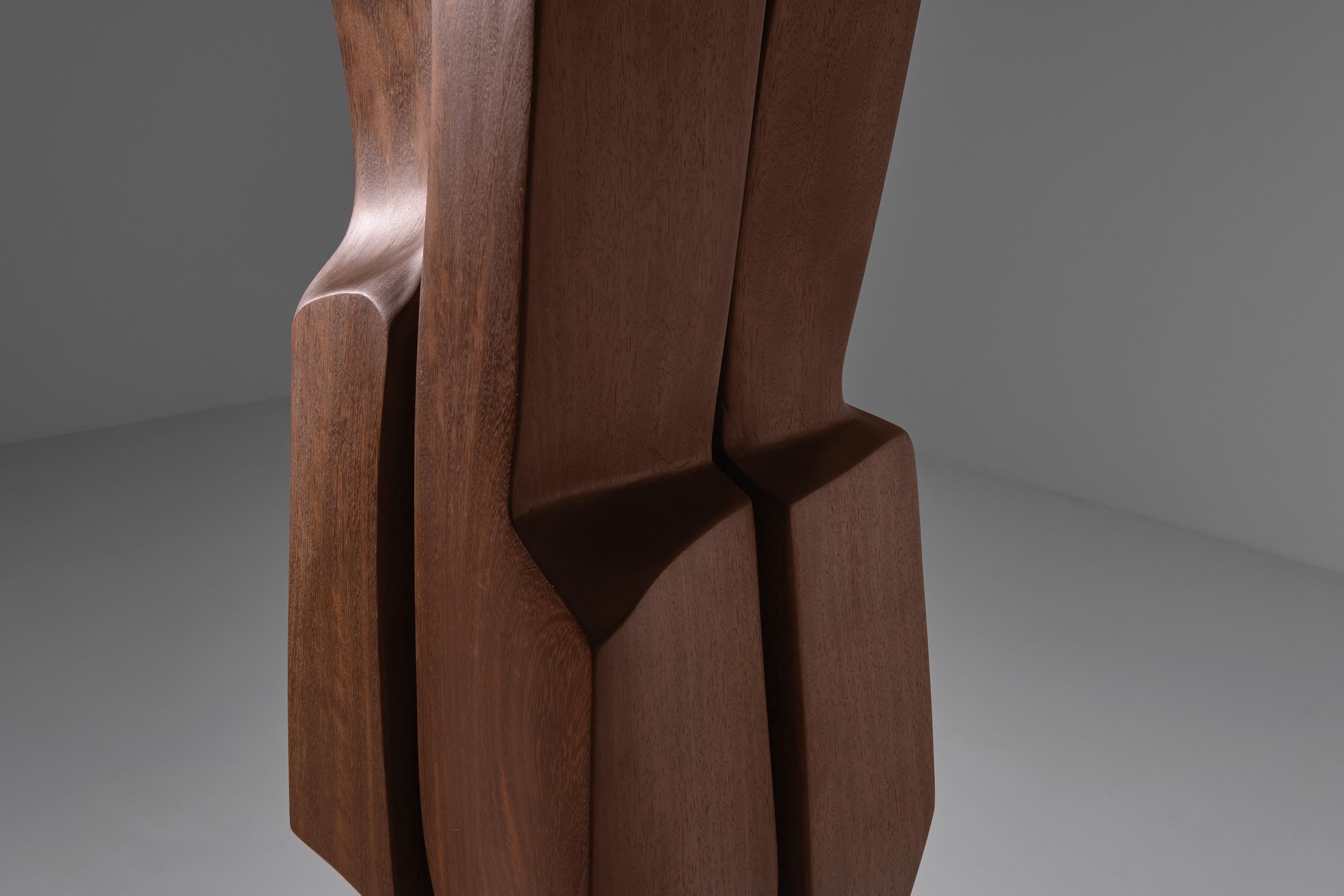 XL Solid Iroko Wooden Totem Sculpture In Good Condition In Rotterdam, NL