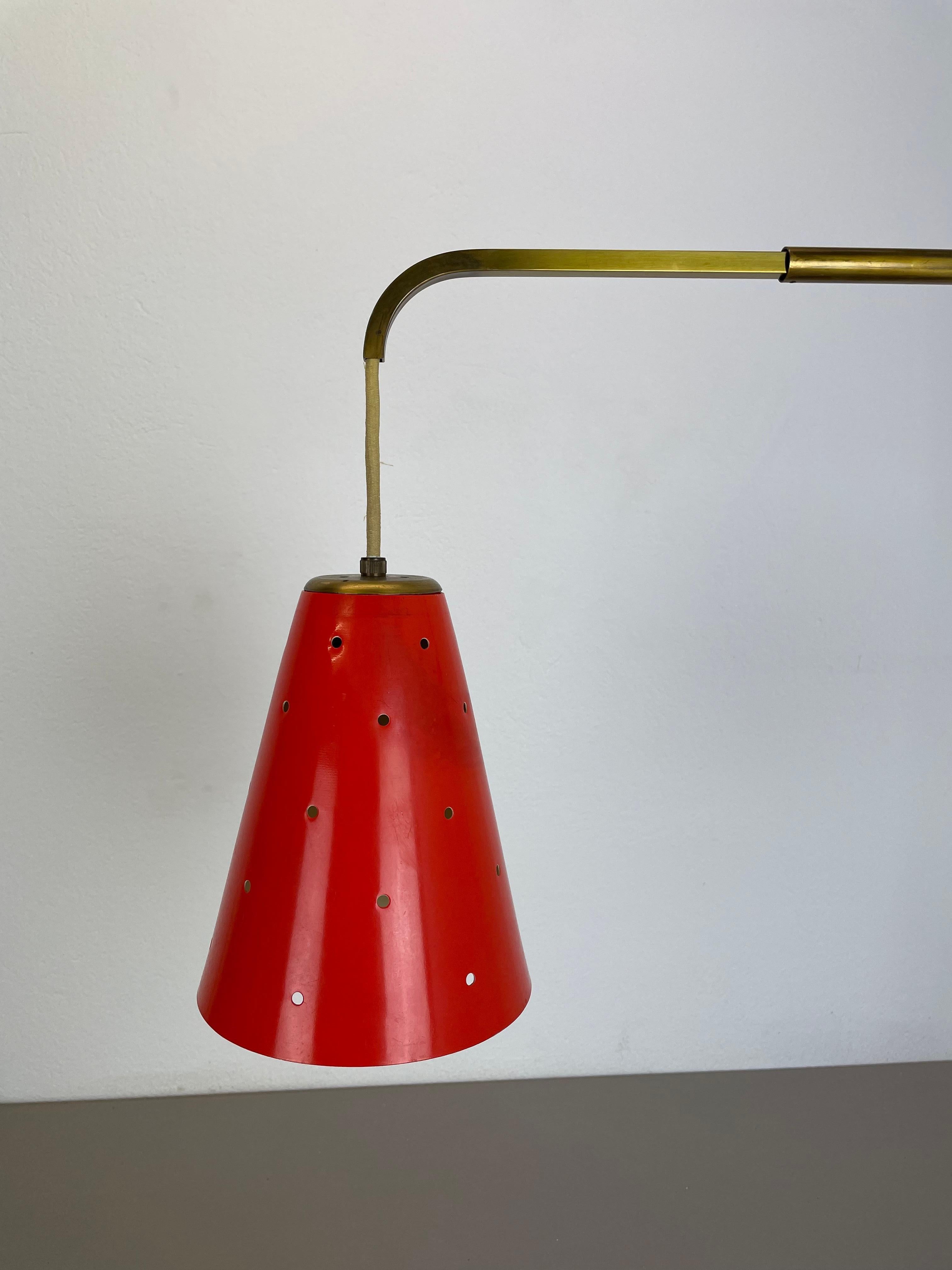 20th Century XXL Stilnovo Sarfatti Style Red Counter Weight Brass Wall Light Italy, 1950s For Sale