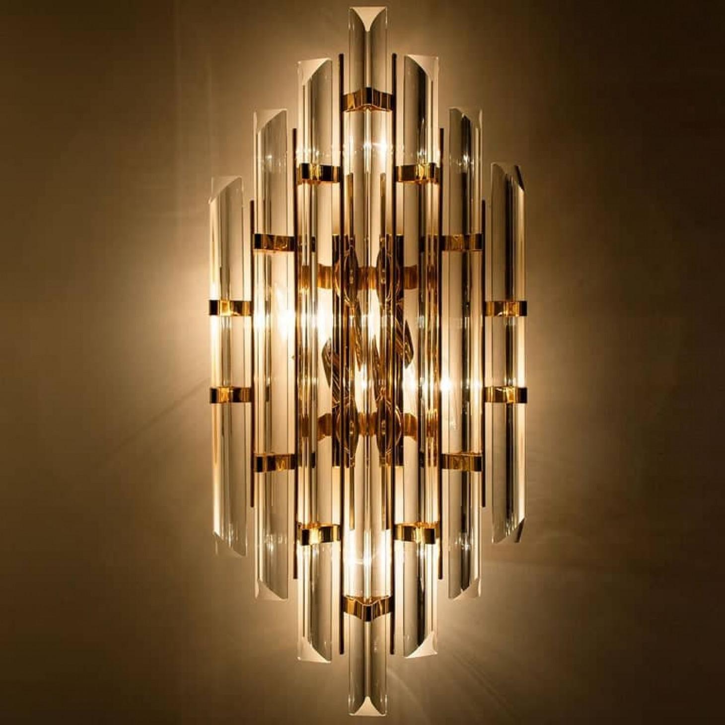 Aplique XXL estilo Venini de cristal de Murano y chapado en oro, Italia en Excelente estado para la venta en Rijssen, NL