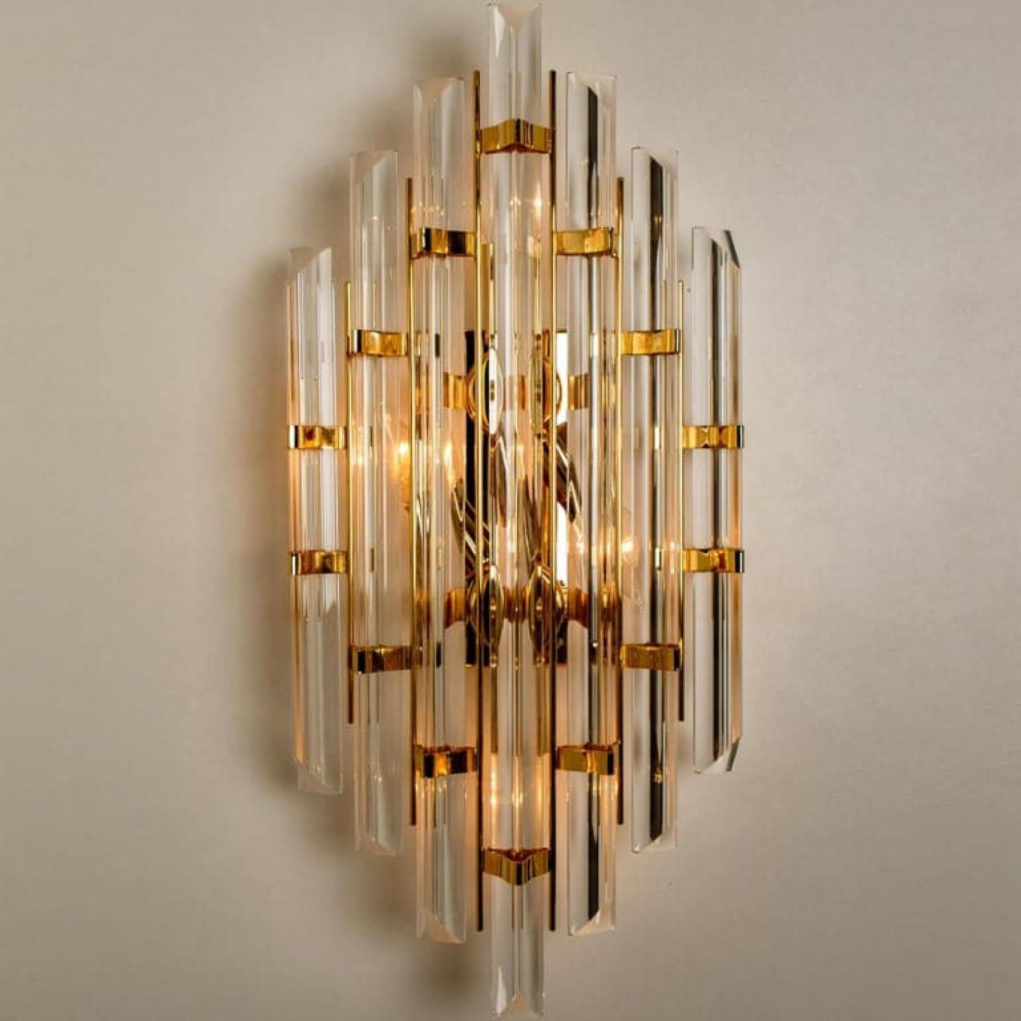 Aplique XXL estilo Venini de cristal de Murano y chapado en oro, Italia Latón en venta