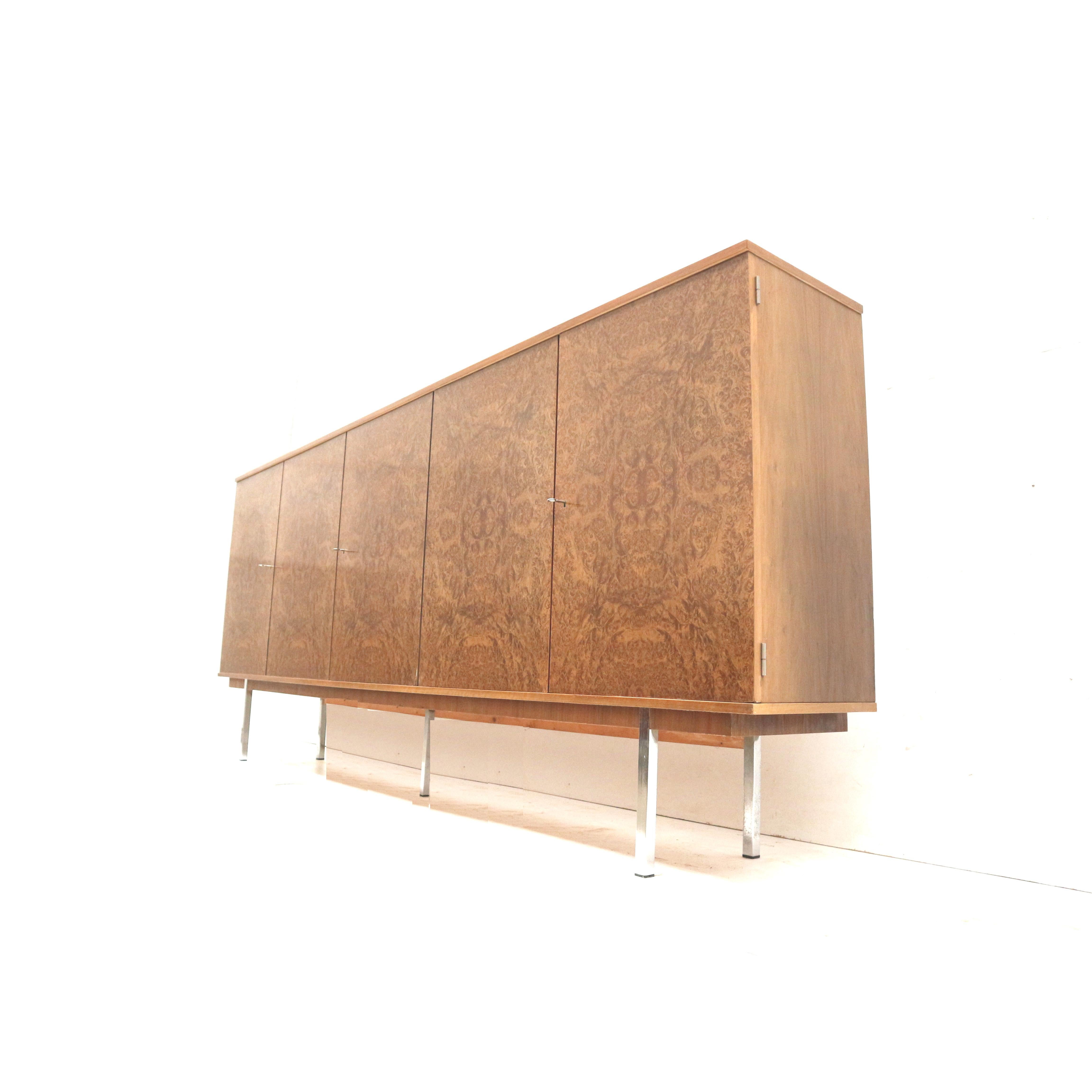 XXL vintage Wurzelholz Sideboard / Highboard aus den 60er Jahren (Skandinavische Moderne) im Angebot