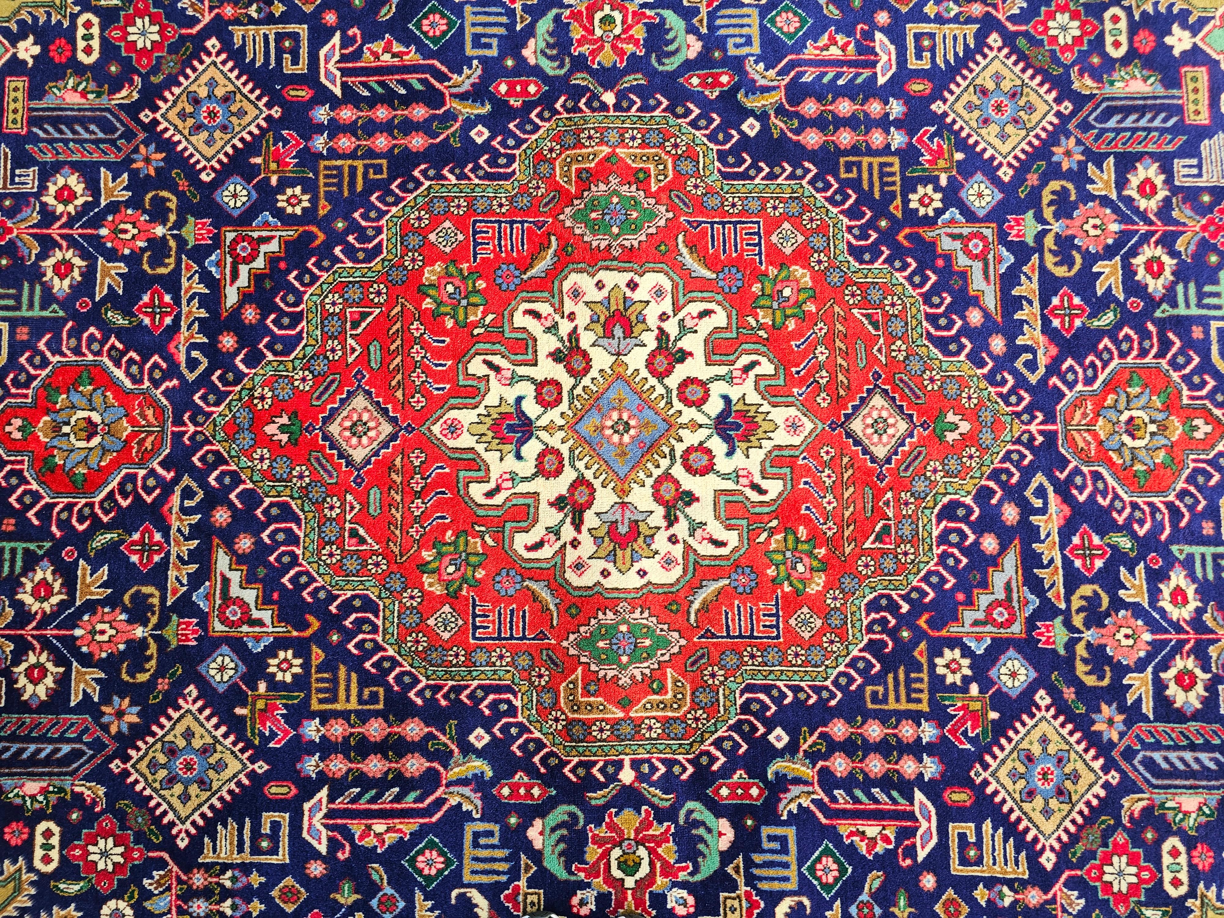 Perse Tapis persan Tabriz vintage noué à la main, 100 % laine, Iran, années 1960 en vente
