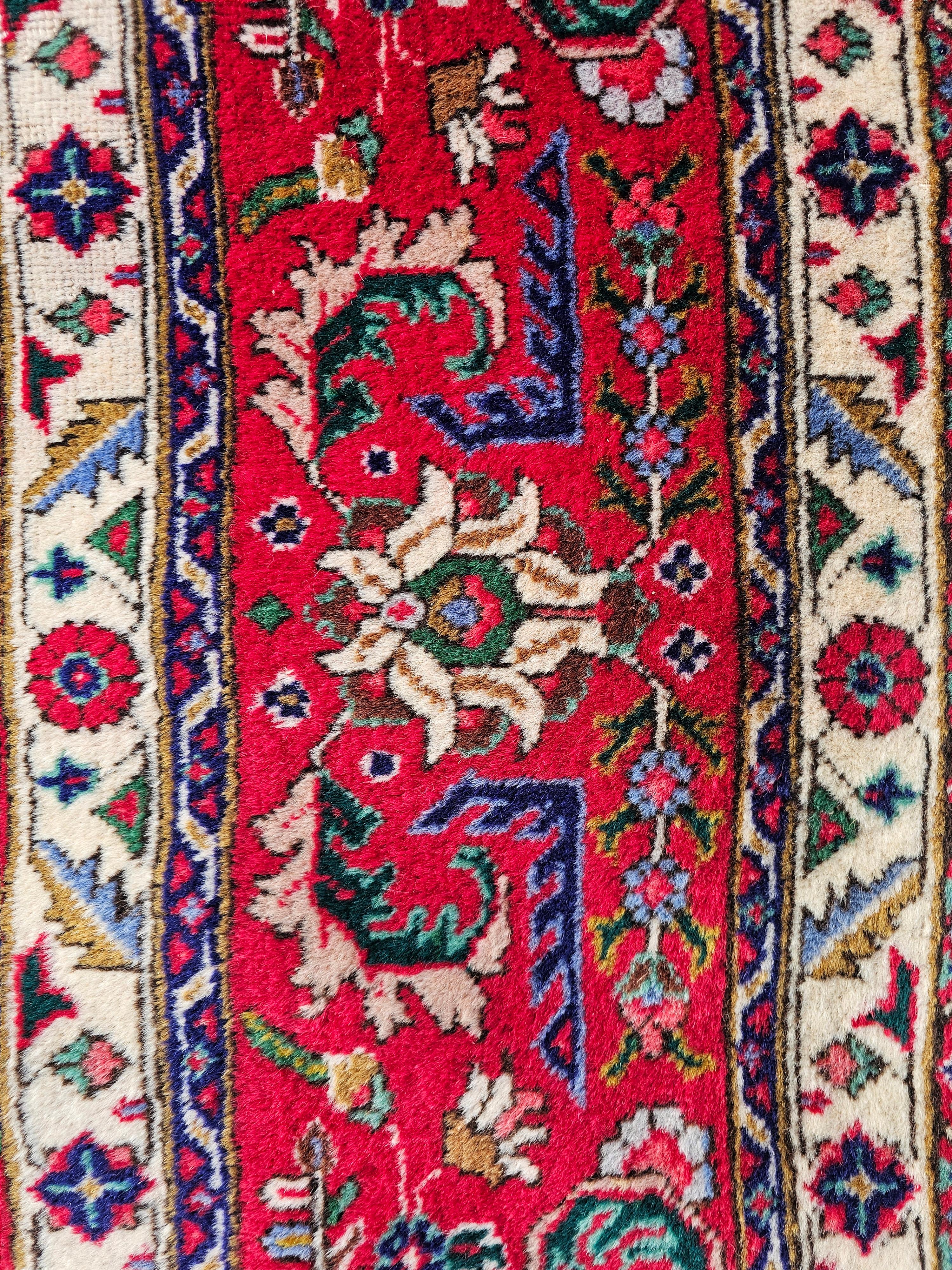 Laine Tapis persan Tabriz vintage noué à la main, 100 % laine, Iran, années 1960 en vente
