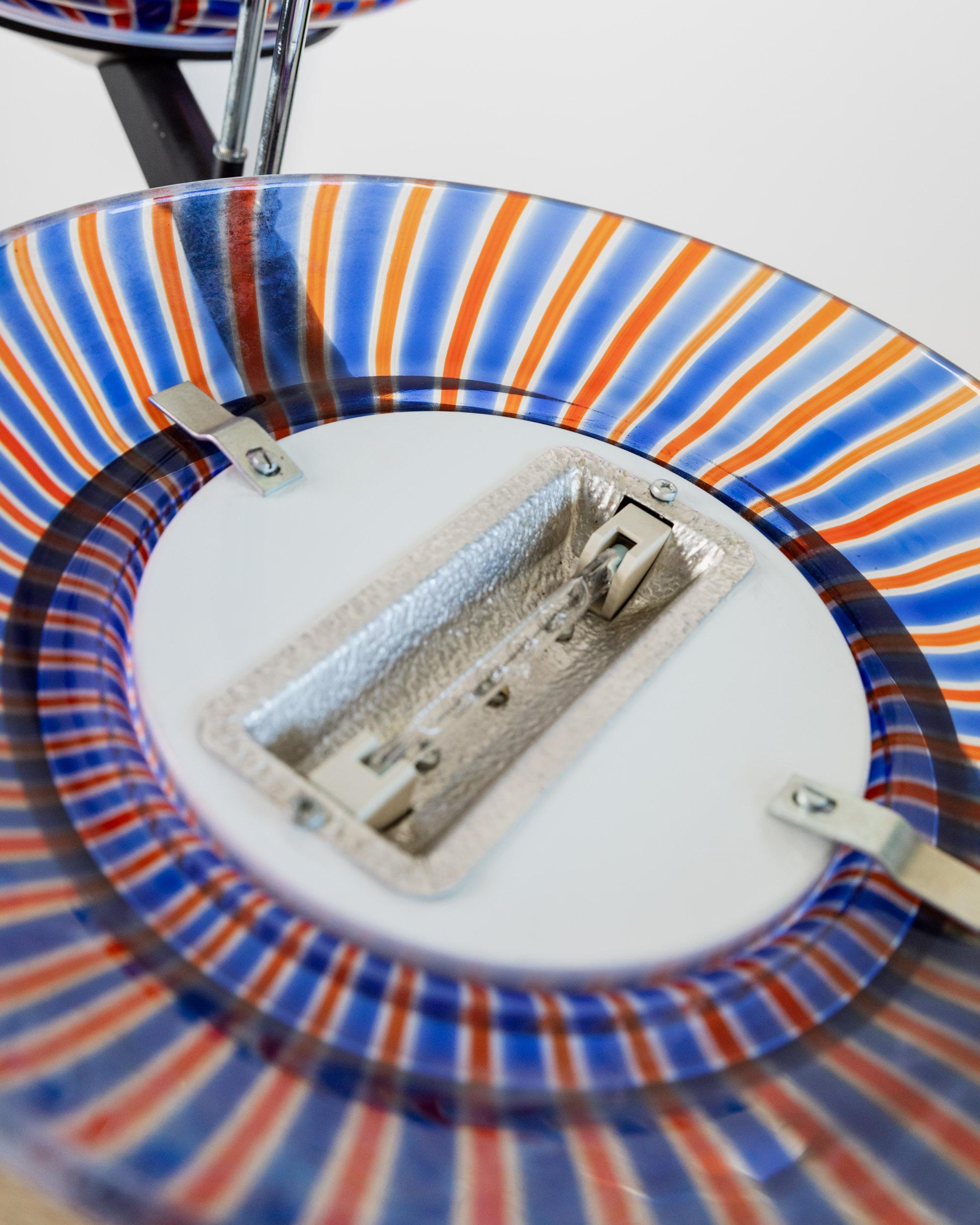 Fine XX secolo Lampadario XXL in vetro di Murano d'epoca - vetro a righe blu e rosse, Italia anni '80 in vendita