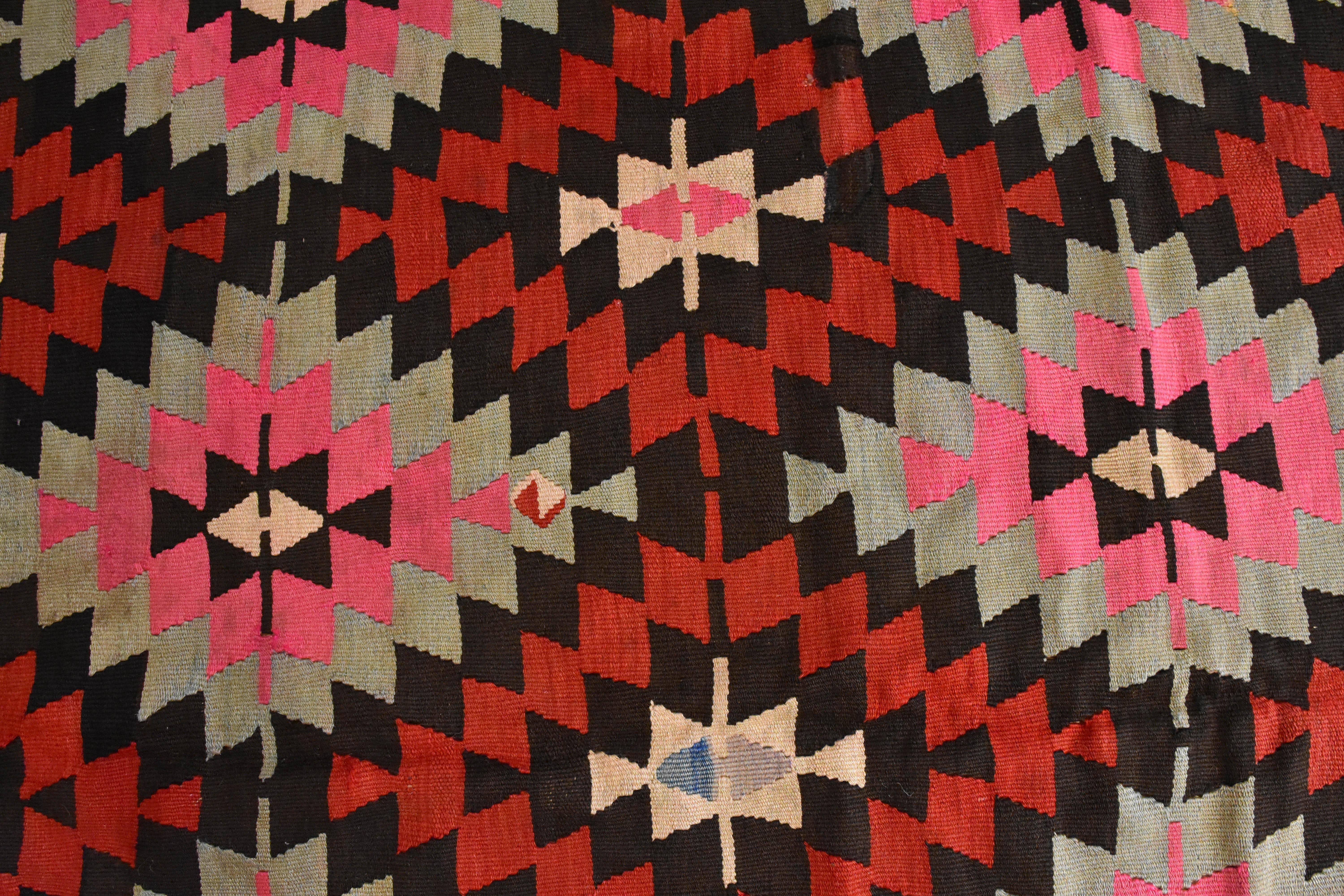 XXth Century Kilim Geomtric Anatolian Rug Red and Yellow, ca 1950 For Sale 7