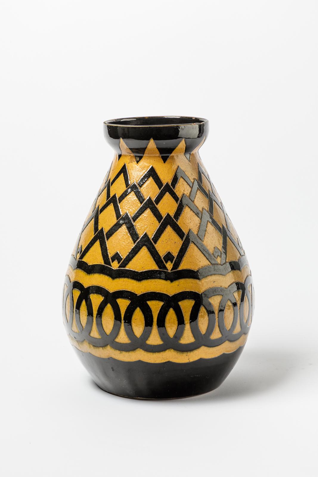 Orange und schwarze Art-déco-Keramikvase von Grand Sciuz aus dem 20. Jahrhundert (Französisch) im Angebot