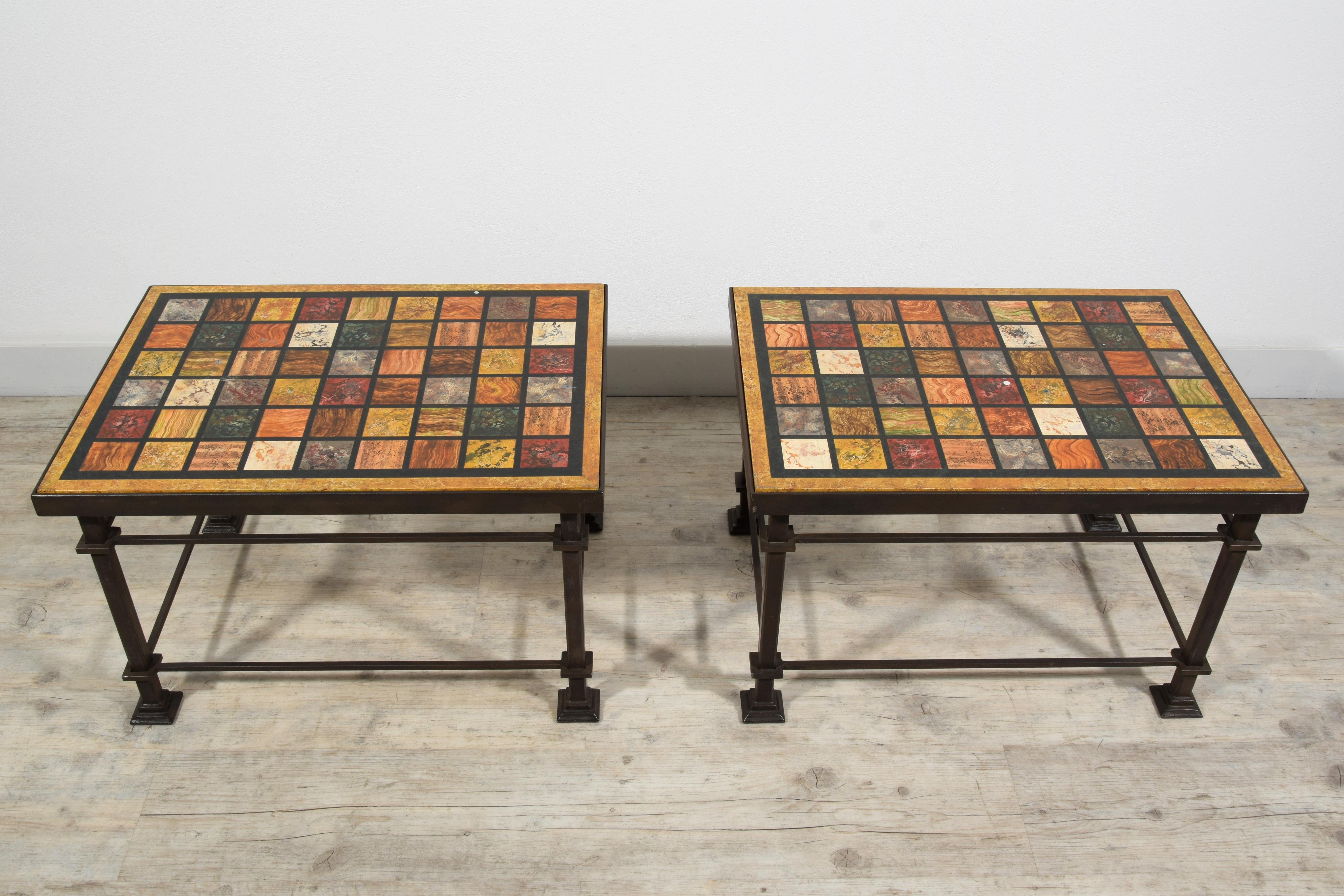 XXth Century, Pair of Roman Coffee Tables with Lacquered Wood Top For Sale 6